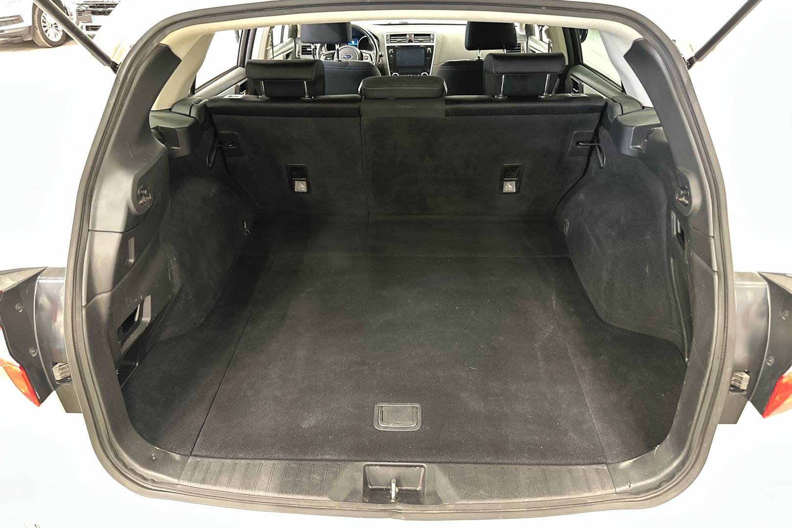 SUBARU Outback 2021