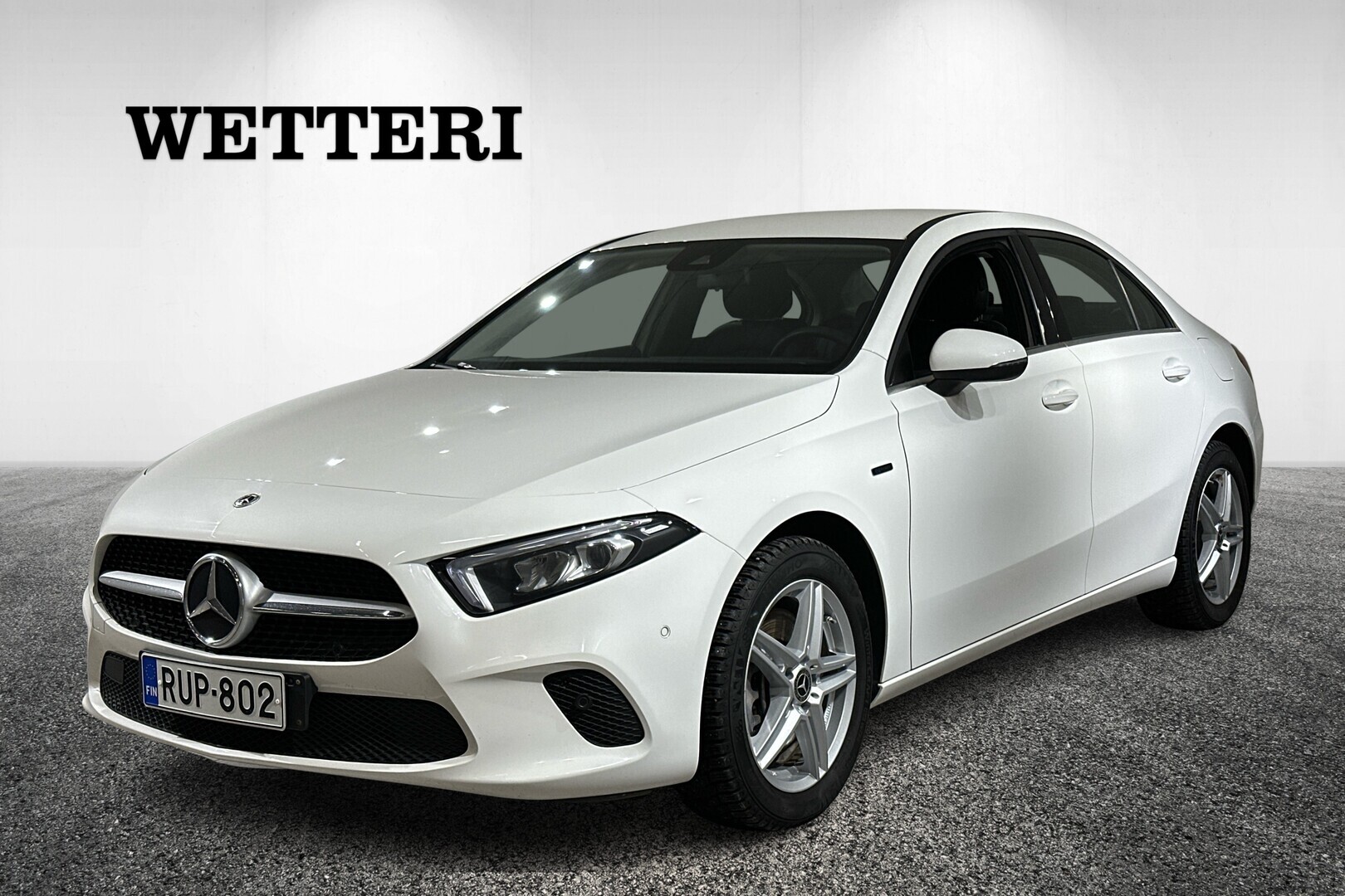 MERCEDES-BENZ A 2021