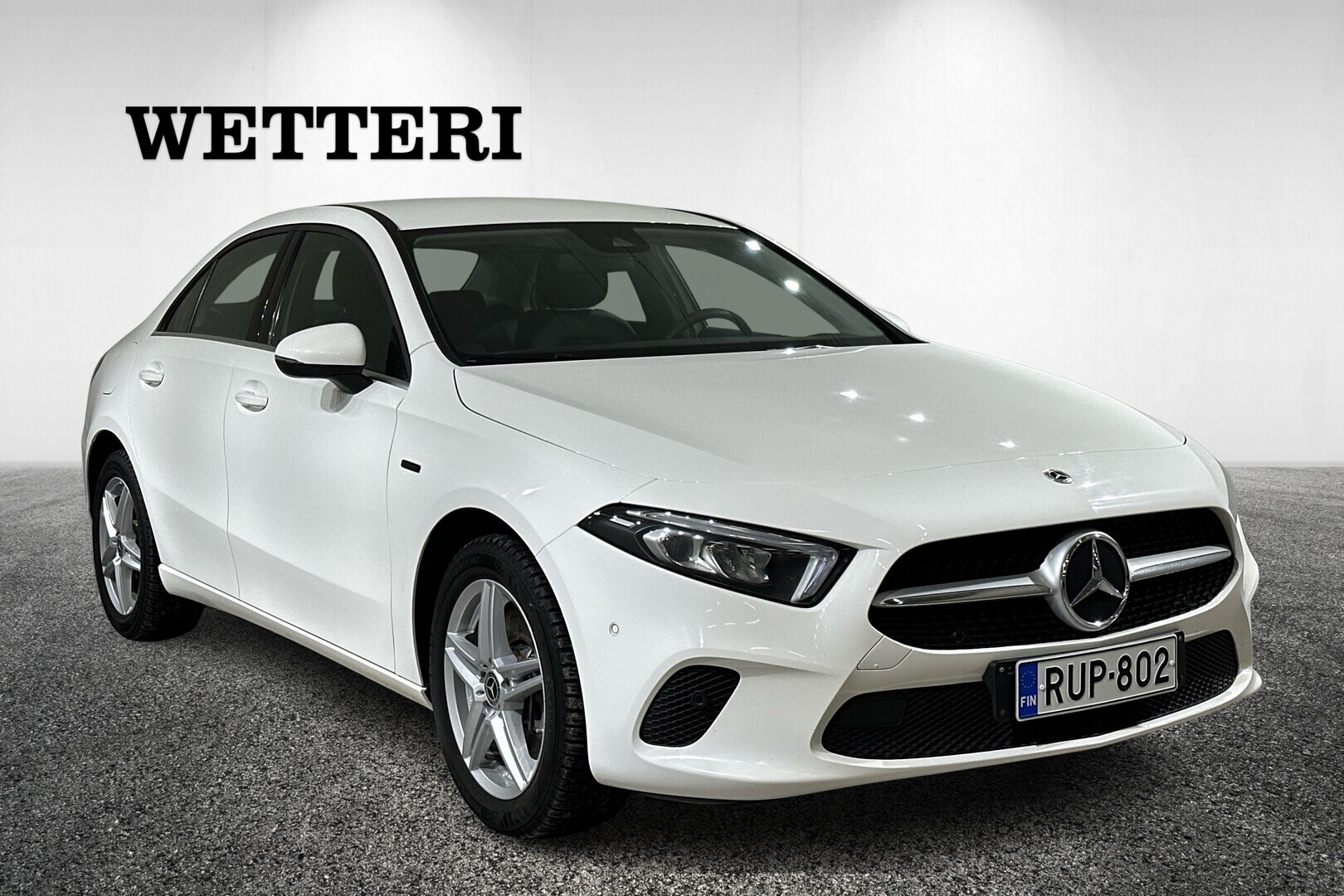 MERCEDES-BENZ A 2021