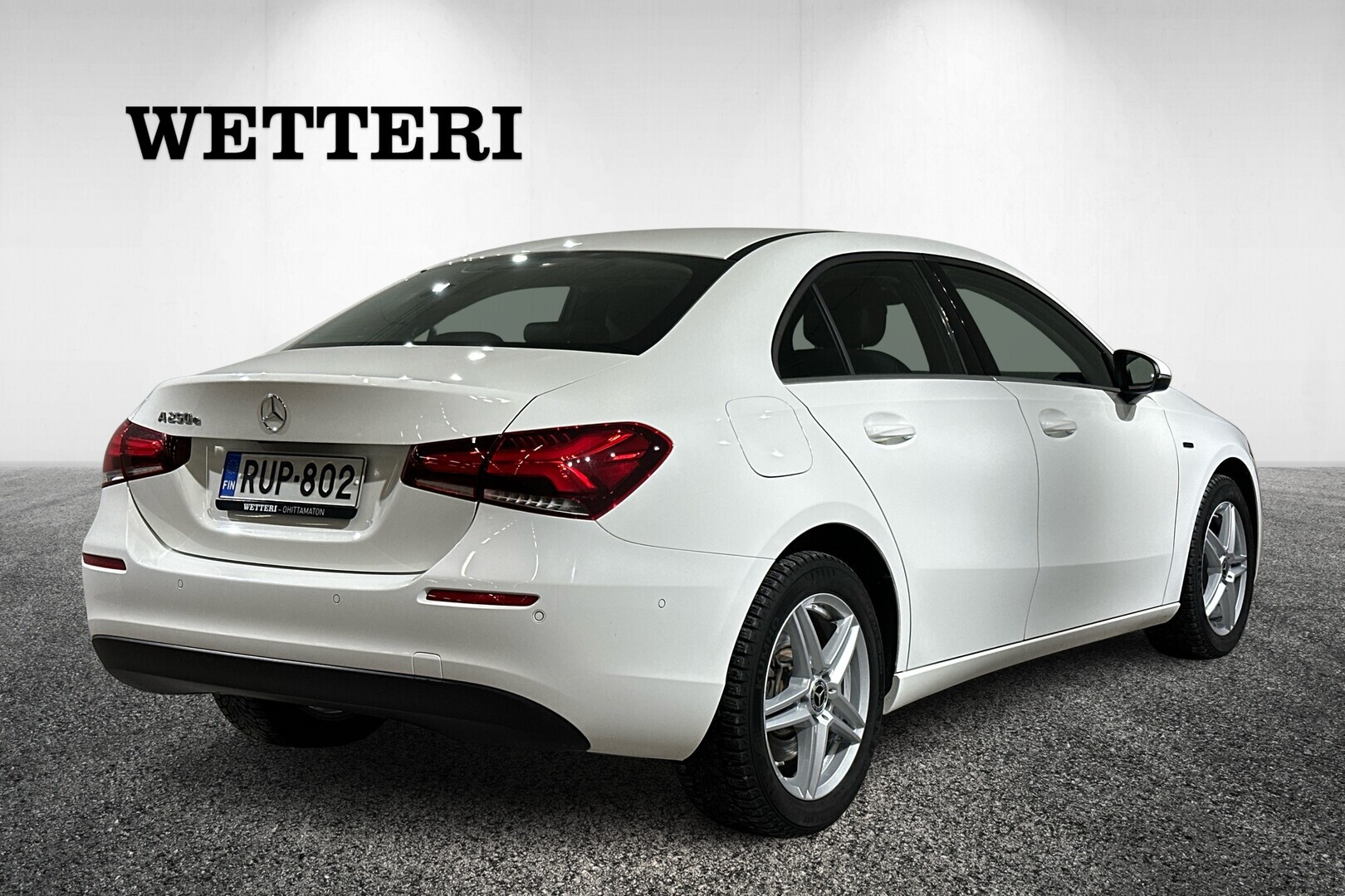 MERCEDES-BENZ A 2021