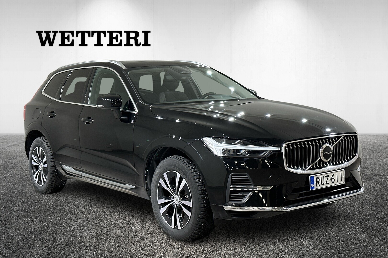 VOLVO XC60 2023