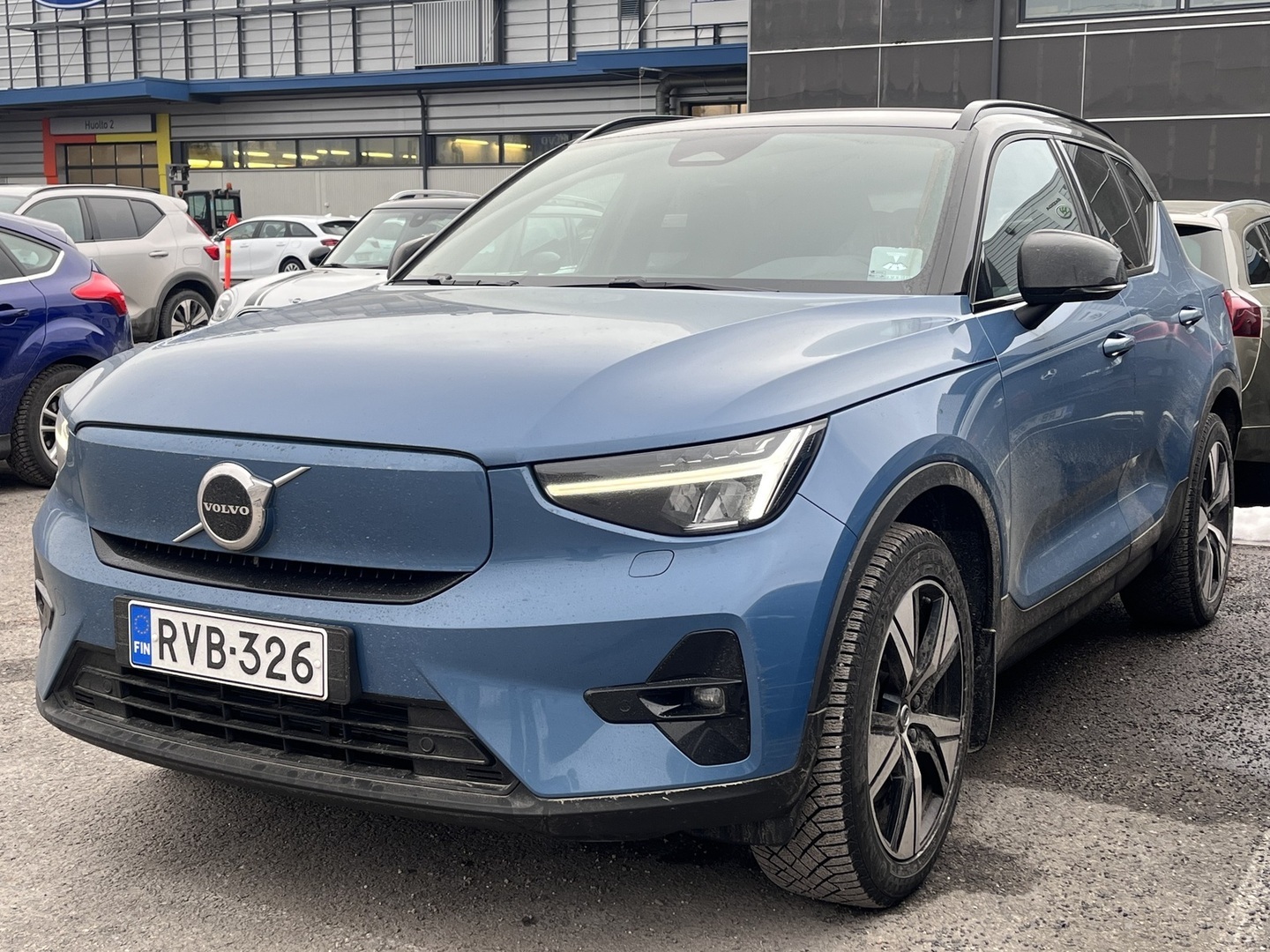 VOLVO XC40 2023