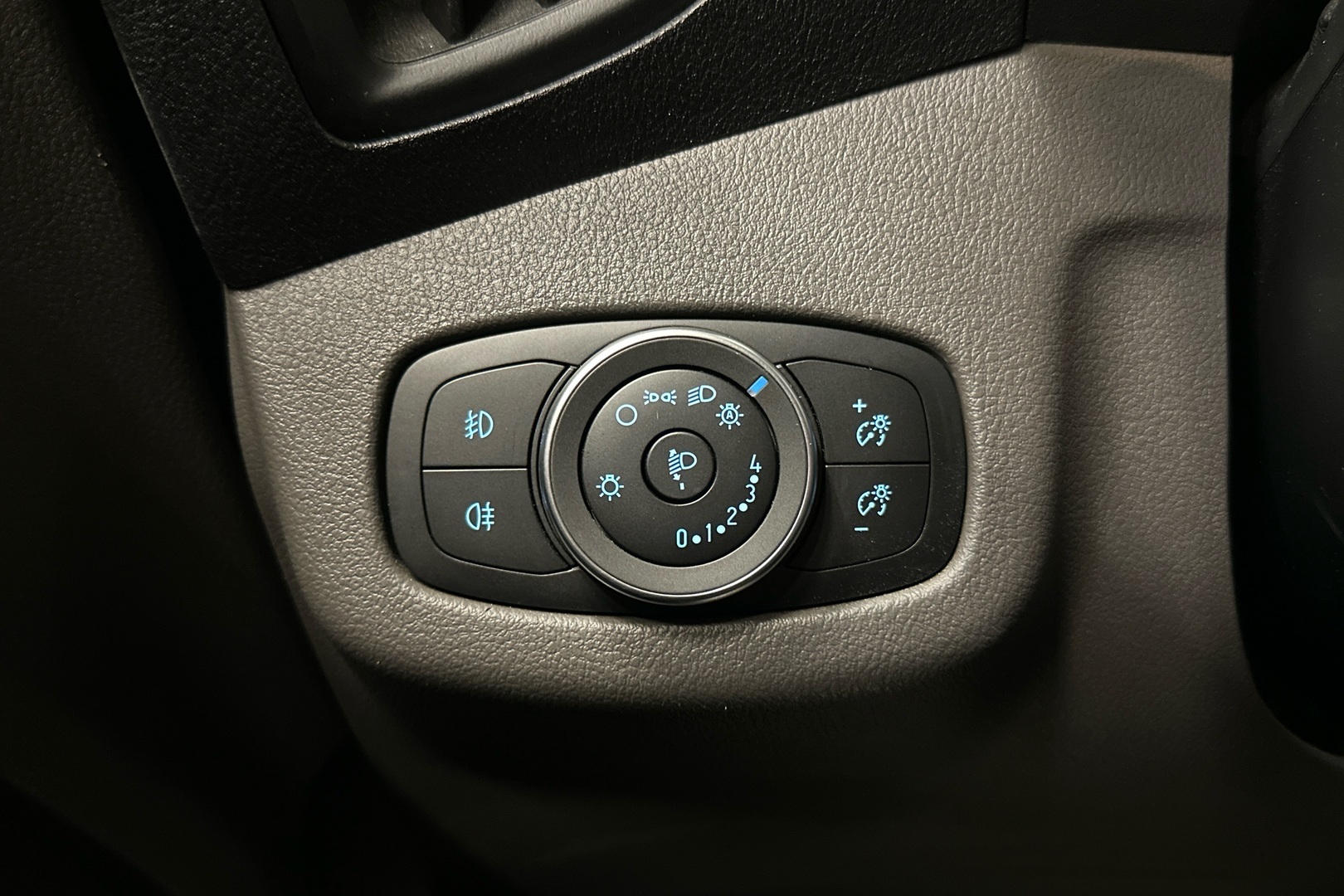 FORD Transit Connect 2024