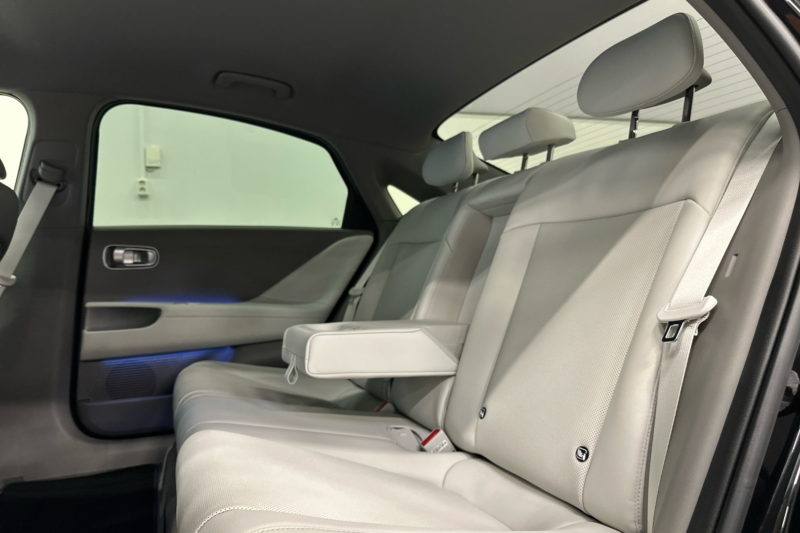 HYUNDAI IONIQ 6 2025