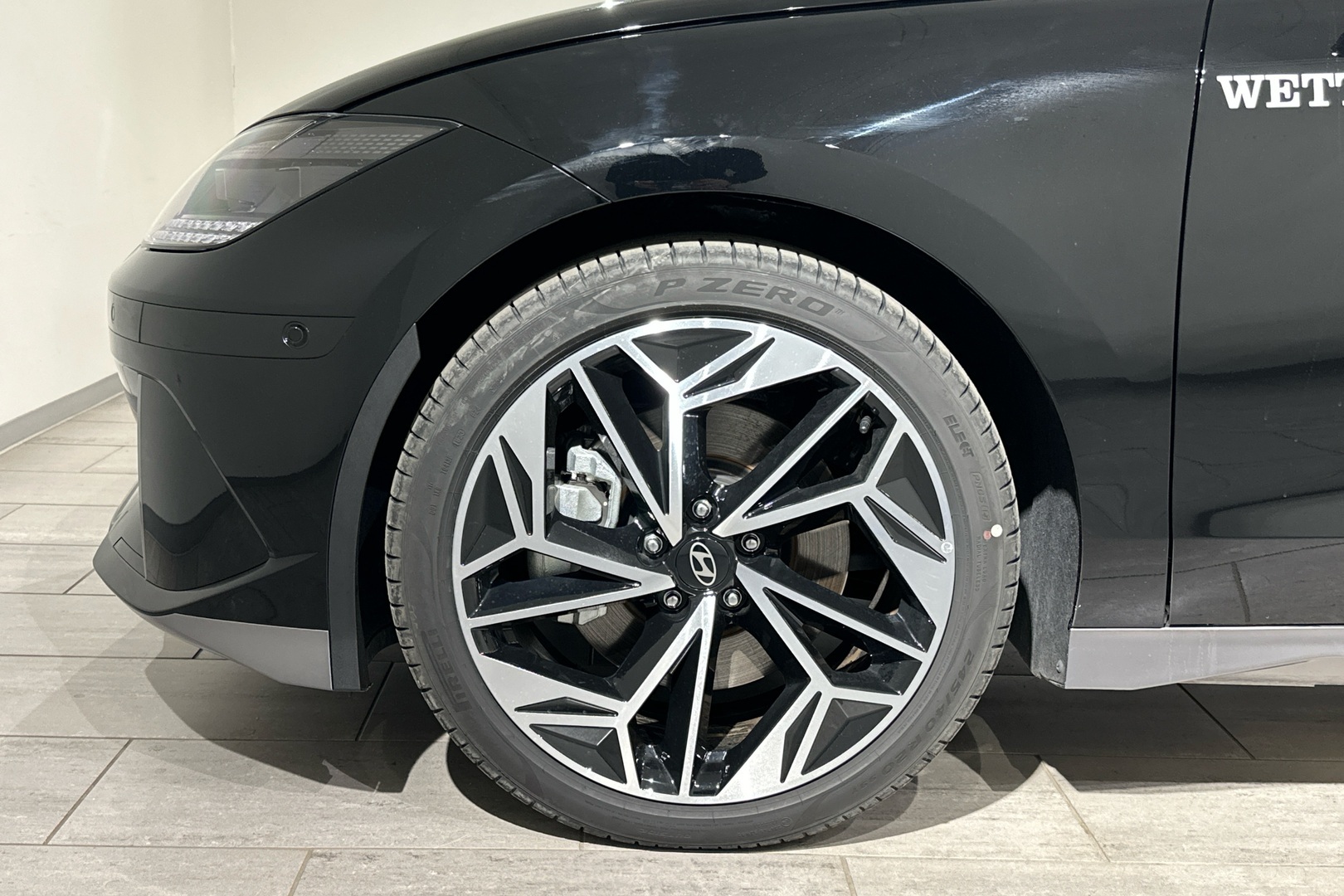 HYUNDAI IONIQ 6 2025