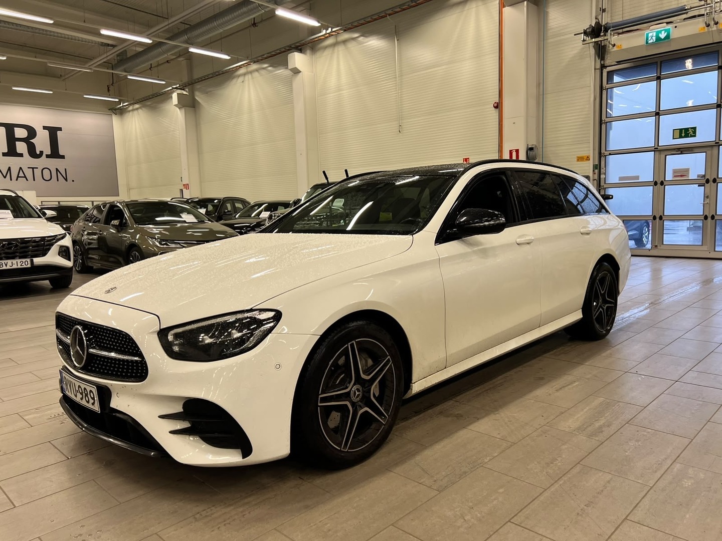 MERCEDES-BENZ E 1