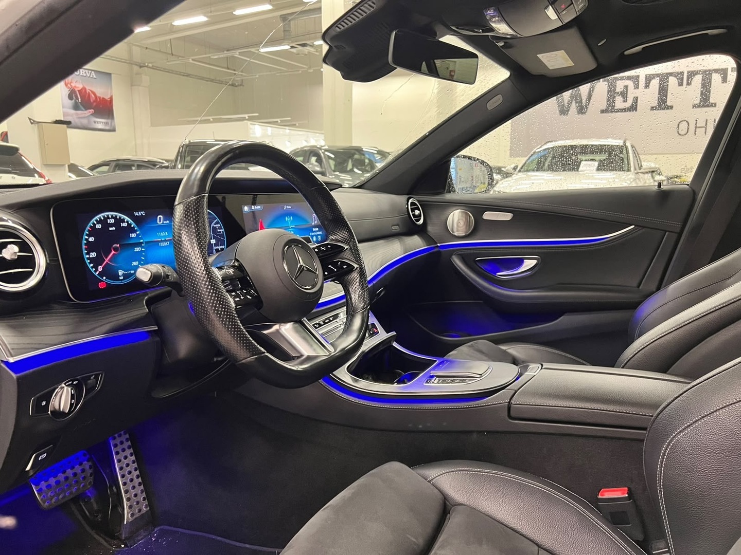 MERCEDES-BENZ E 6