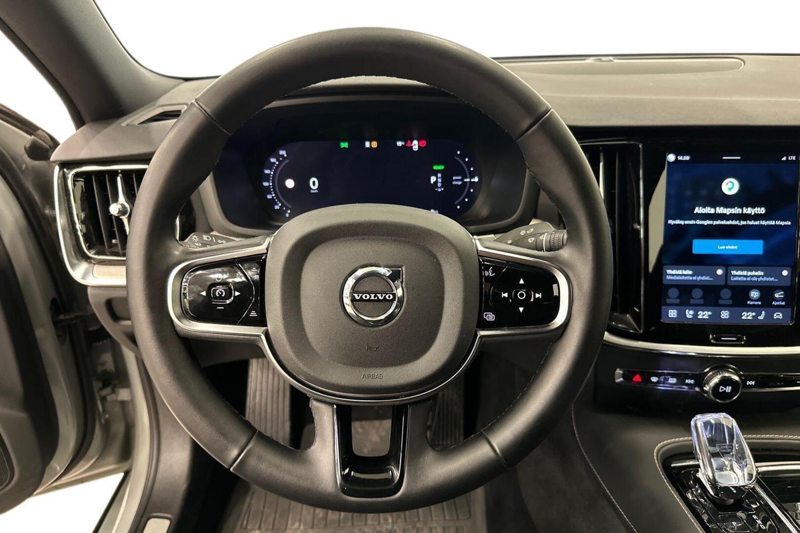 VOLVO S60 2024