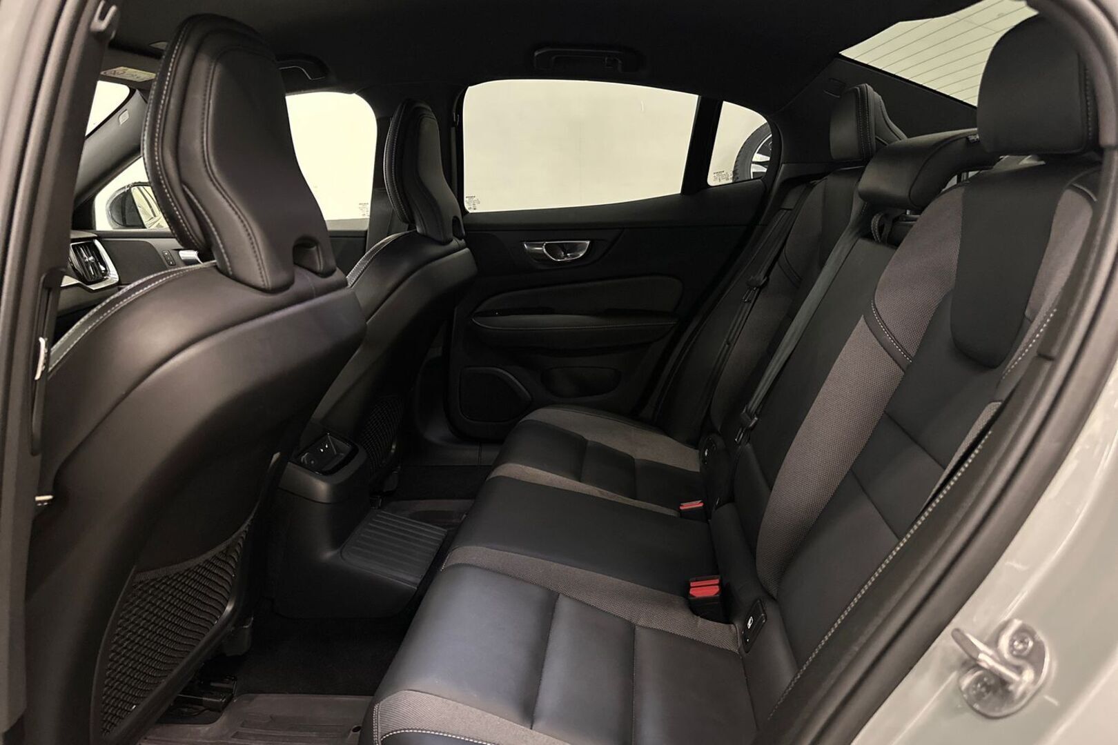 VOLVO S60 2024