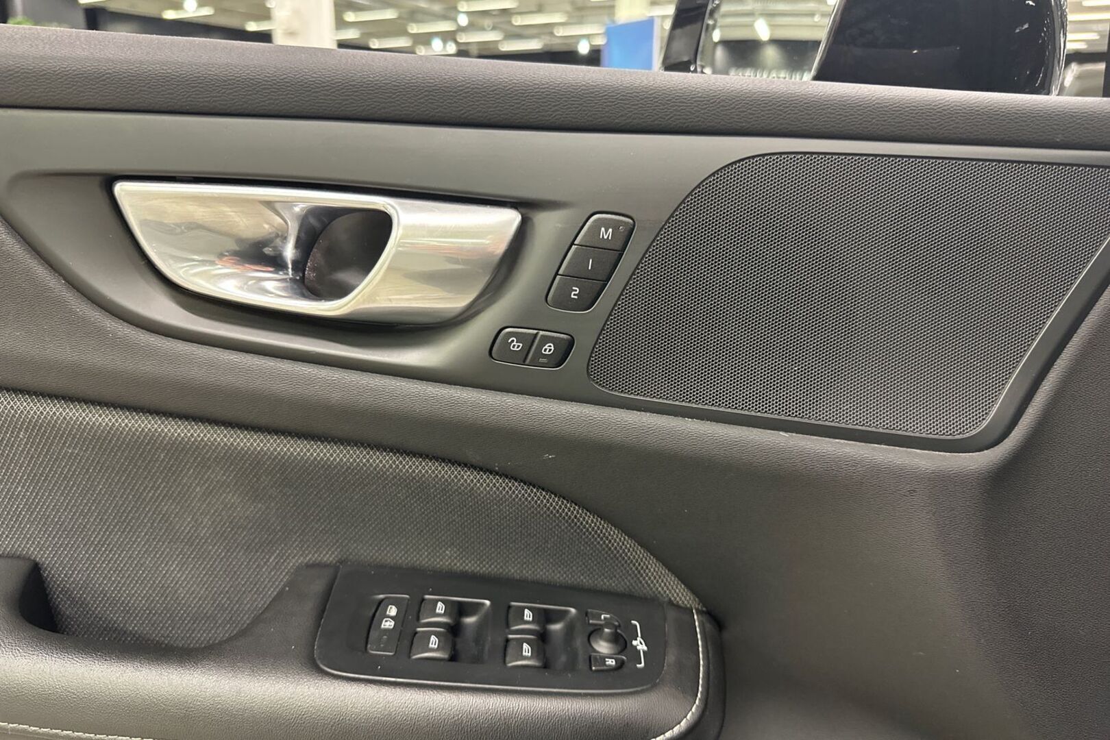 VOLVO S60 2024