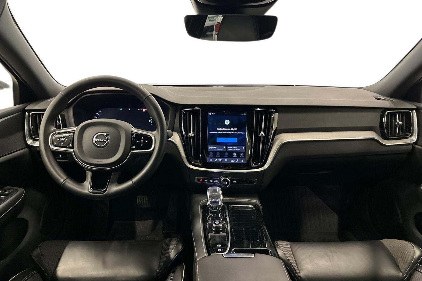 VOLVO S60 2024
