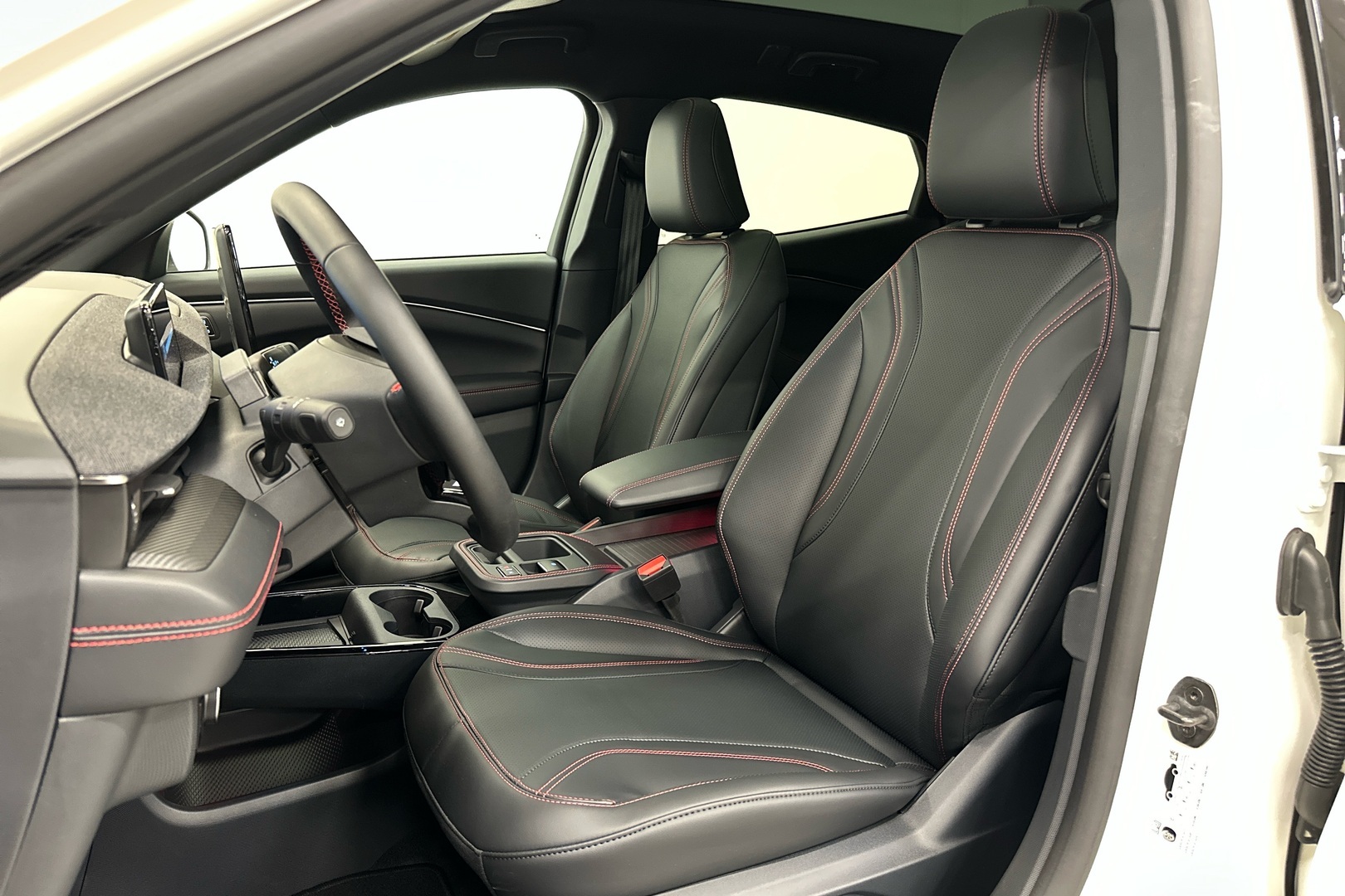 FORD Mustang Mach-E 2026