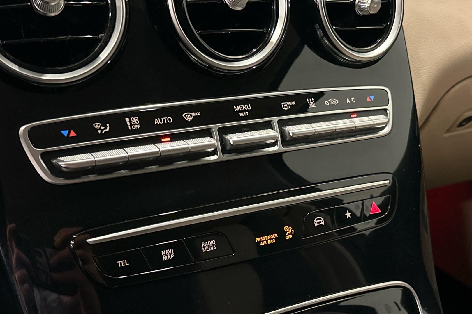 MERCEDES-BENZ GLC 2021