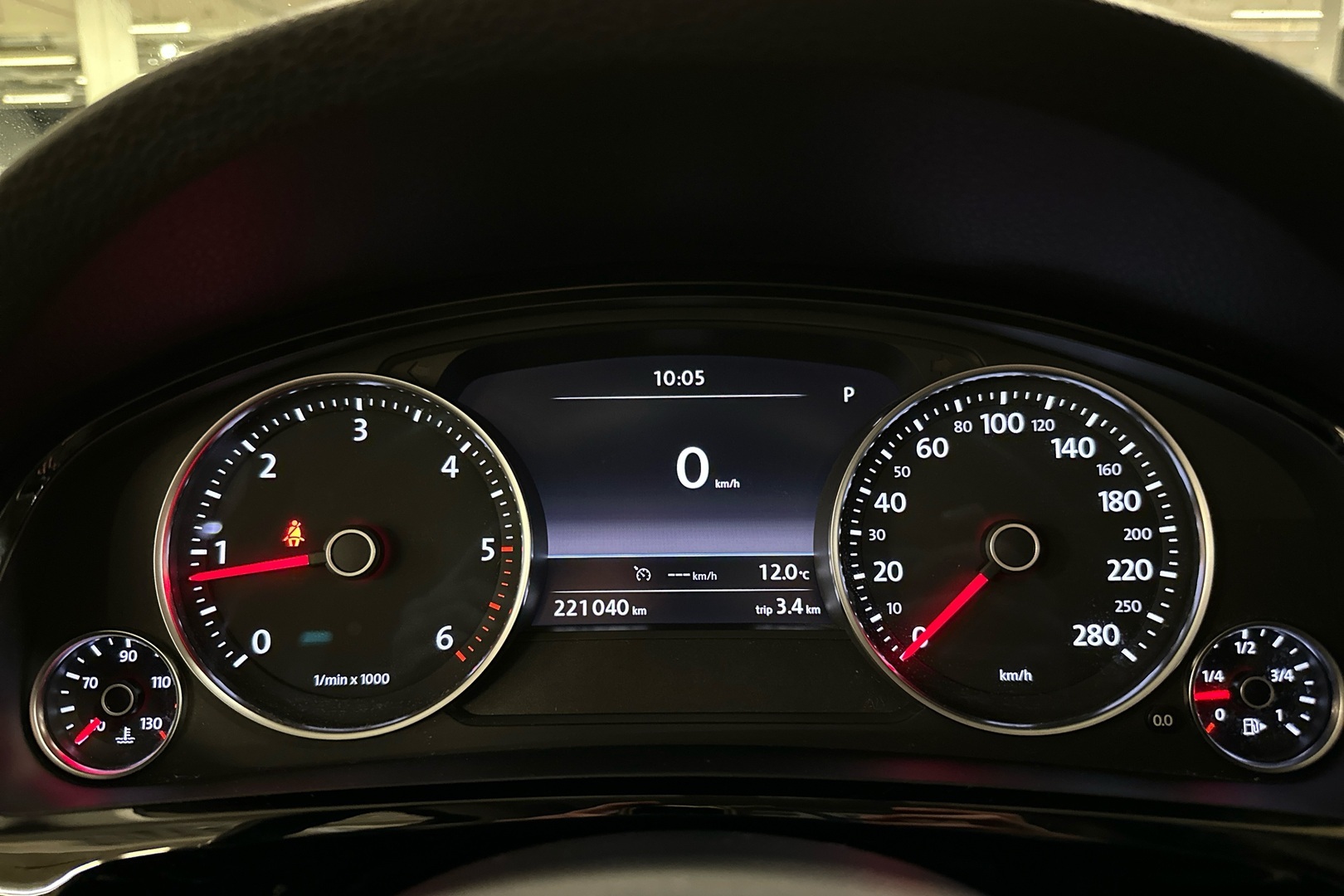 VOLKSWAGEN Touareg 2014