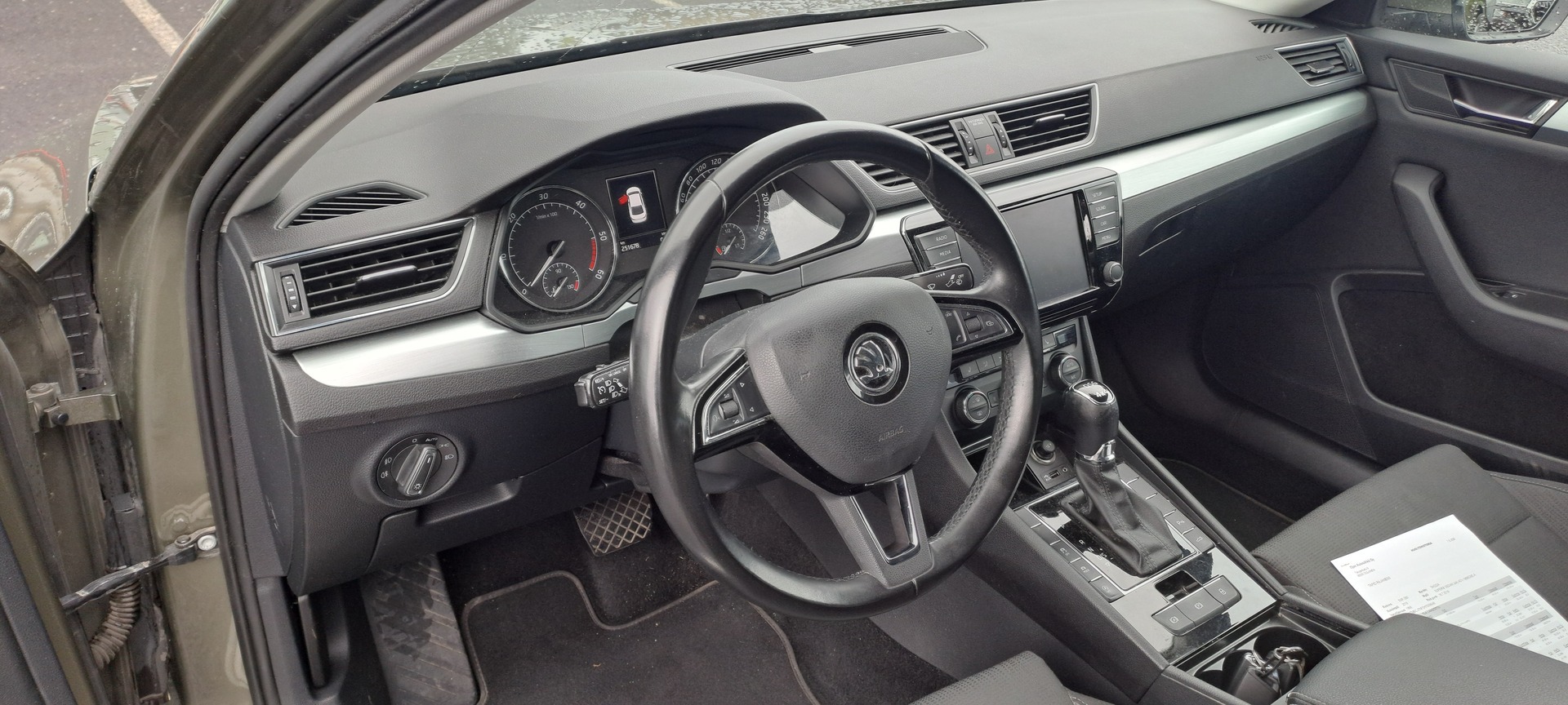 SKODA Superb 2016