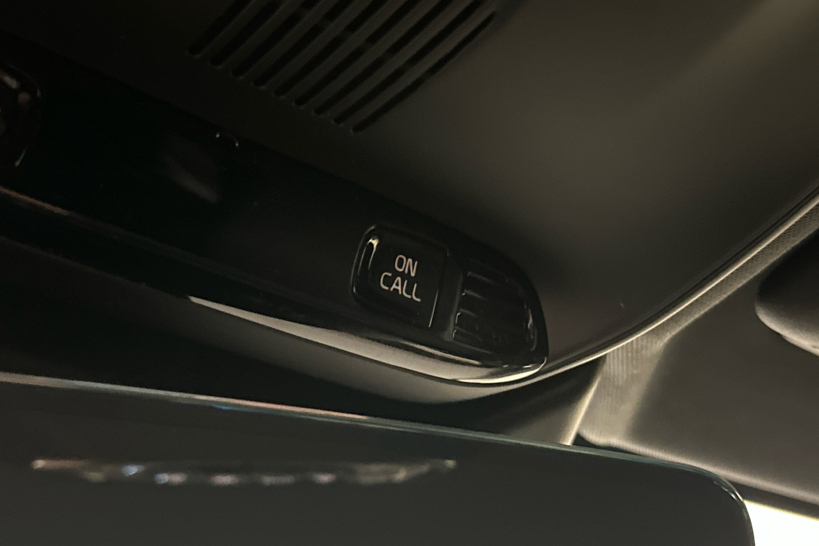 VOLVO V60 2022