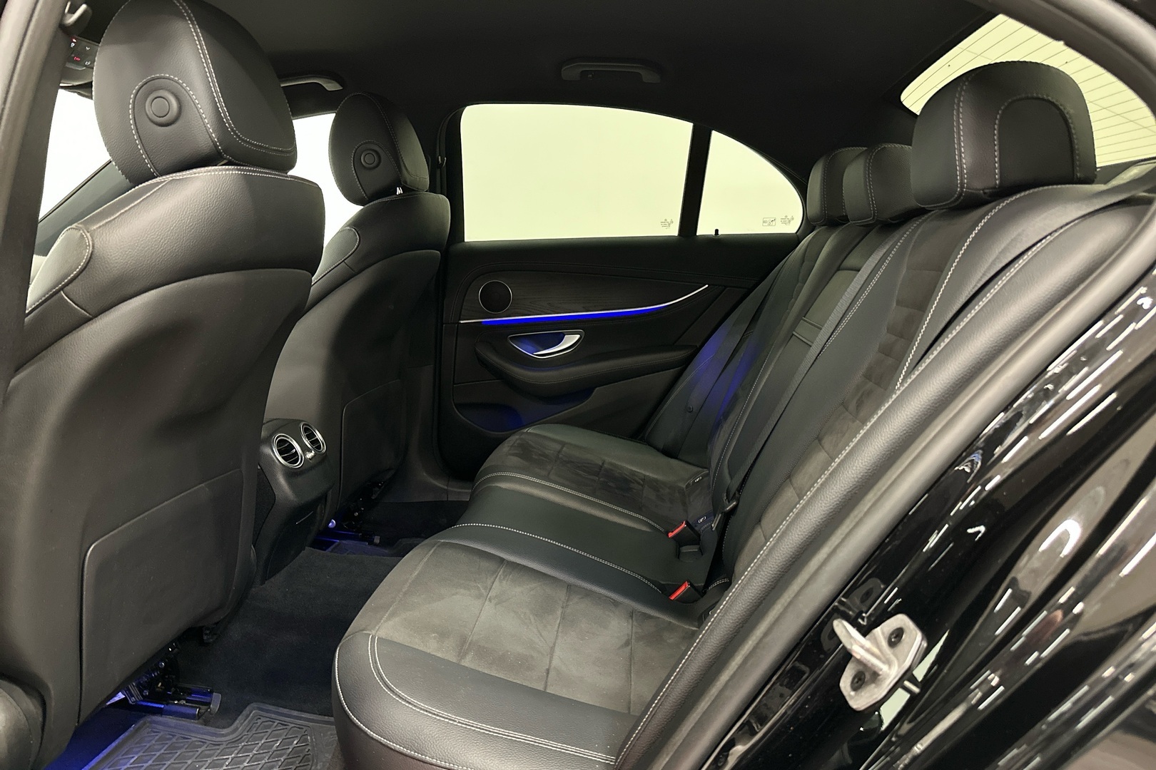 MERCEDES-BENZ E 2021