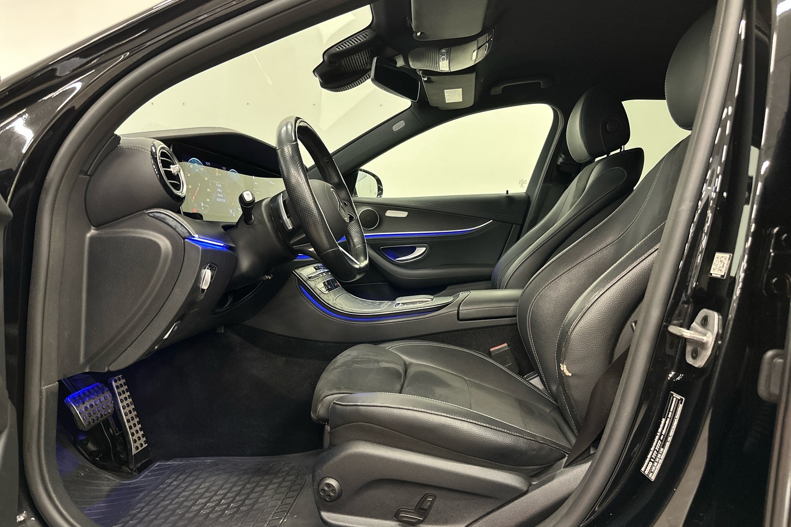 MERCEDES-BENZ E 2021