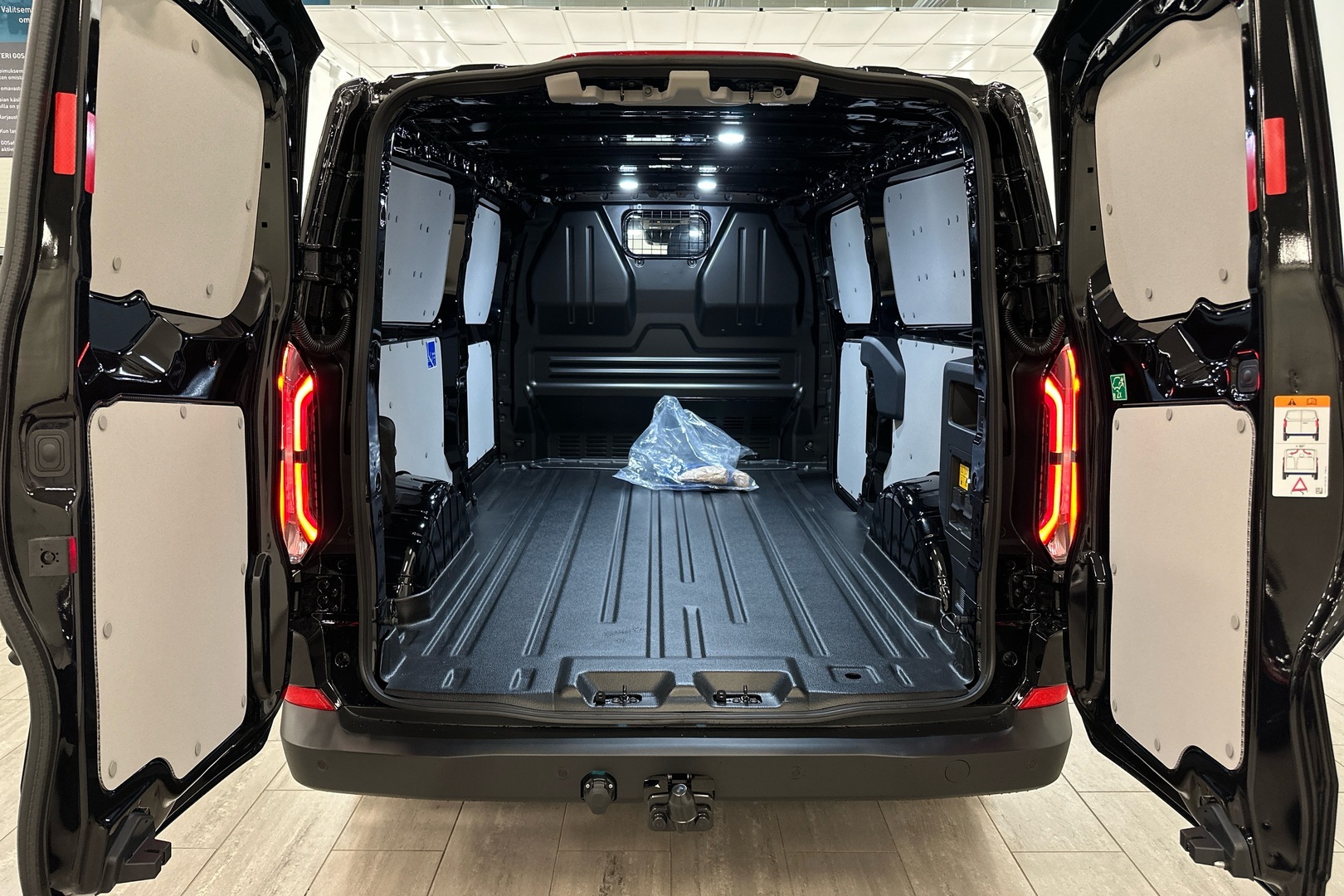 FORD TRANSIT CUSTOM 2024