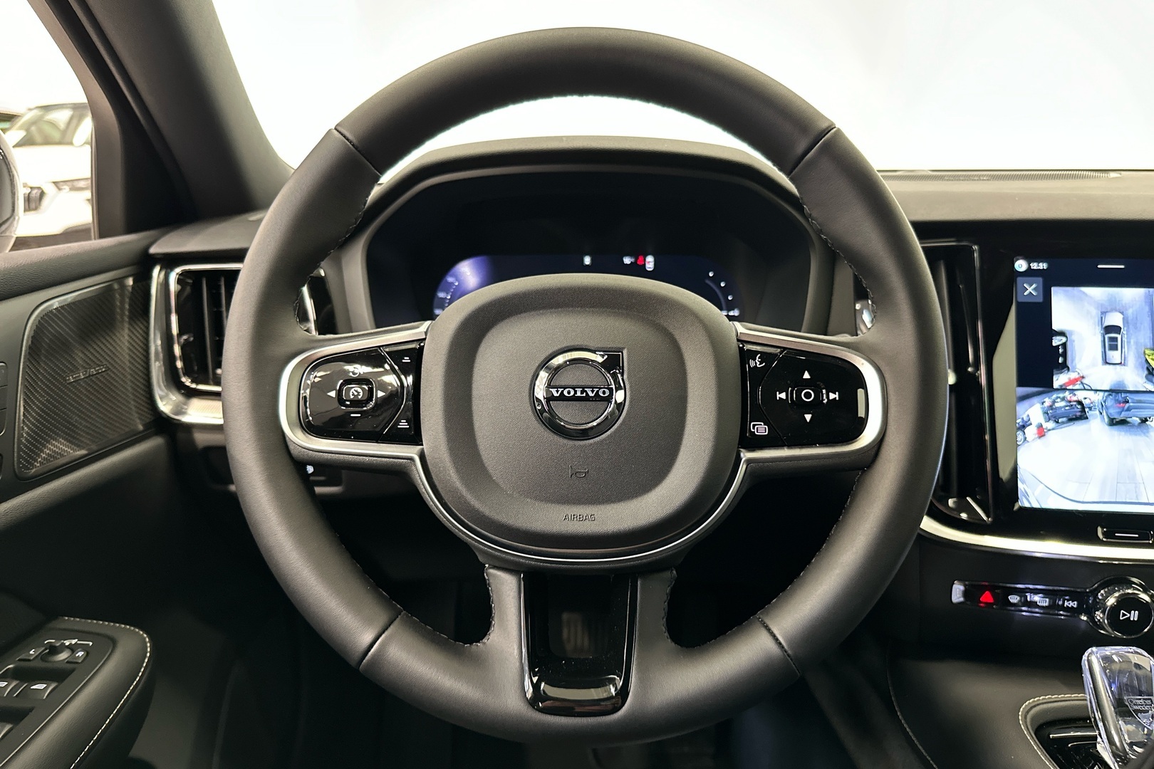VOLVO V60 2026