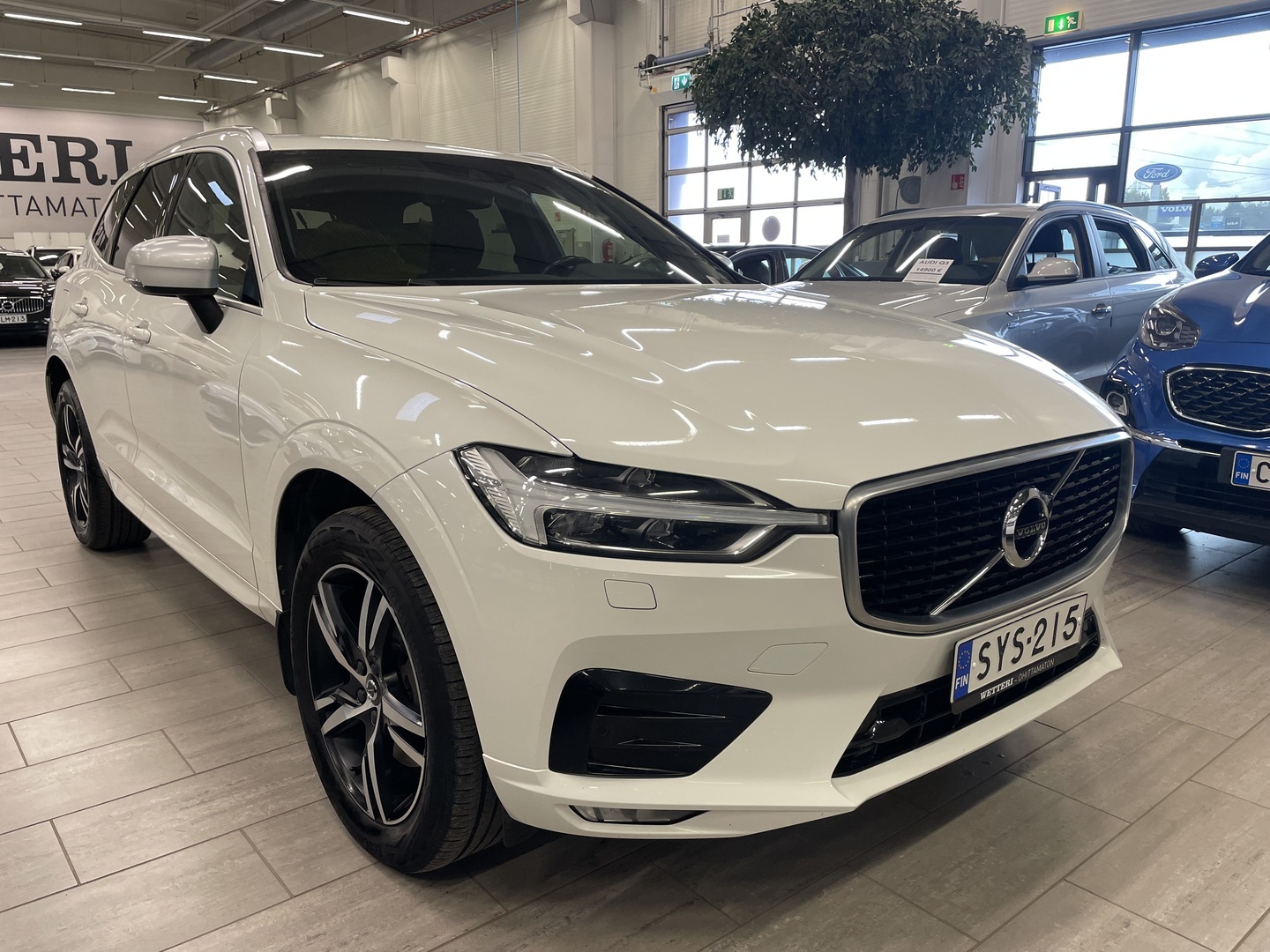 VOLVO XC60 2019