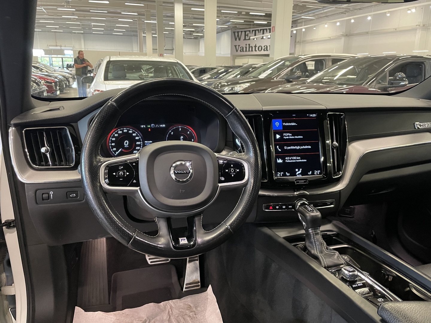 VOLVO XC60 2019