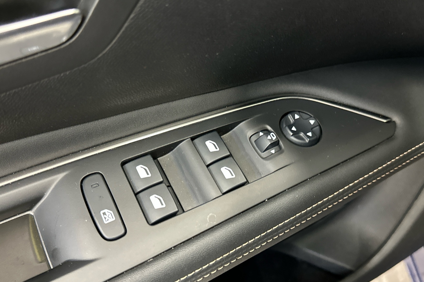 PEUGEOT 3008 2020