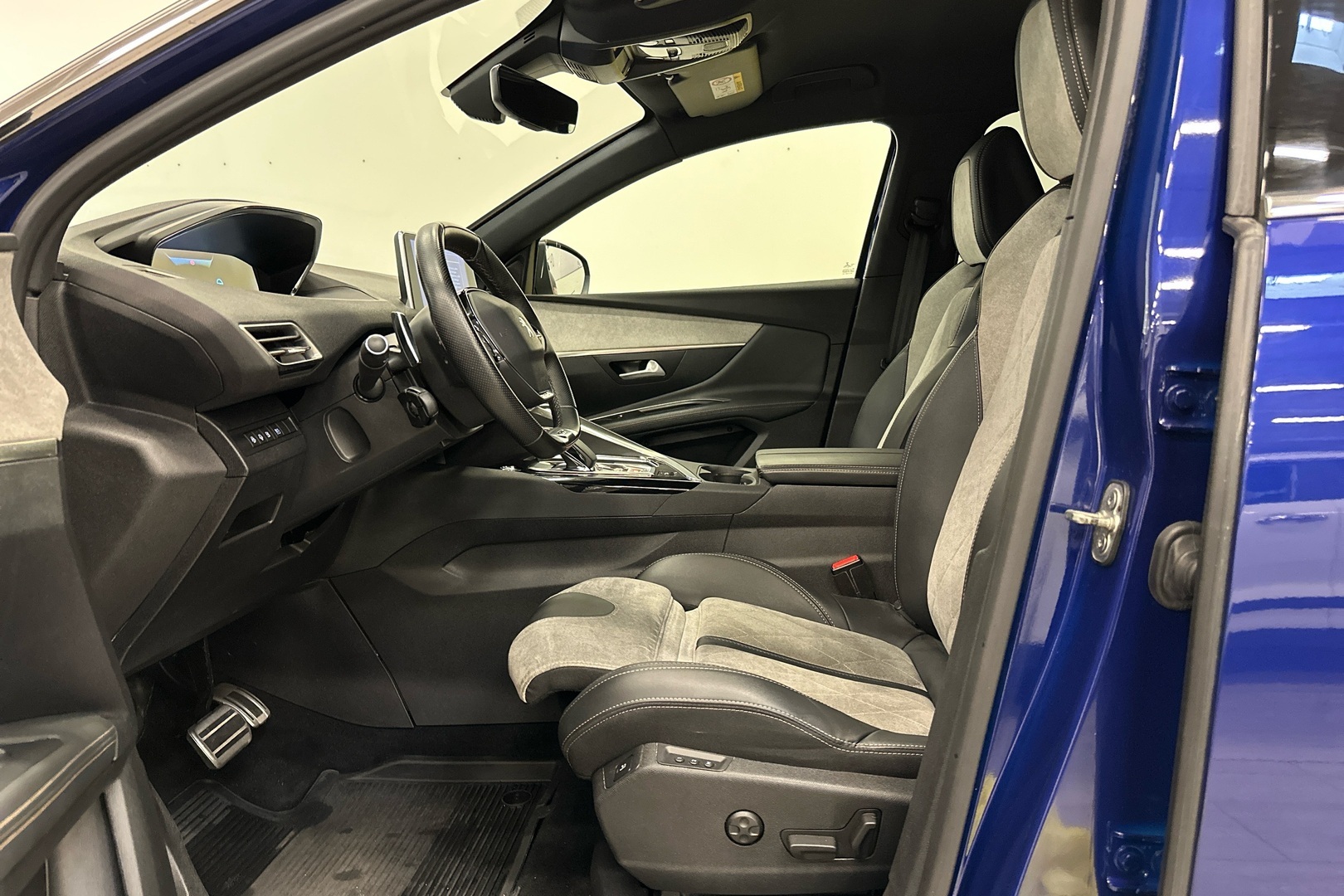 PEUGEOT 3008 2020
