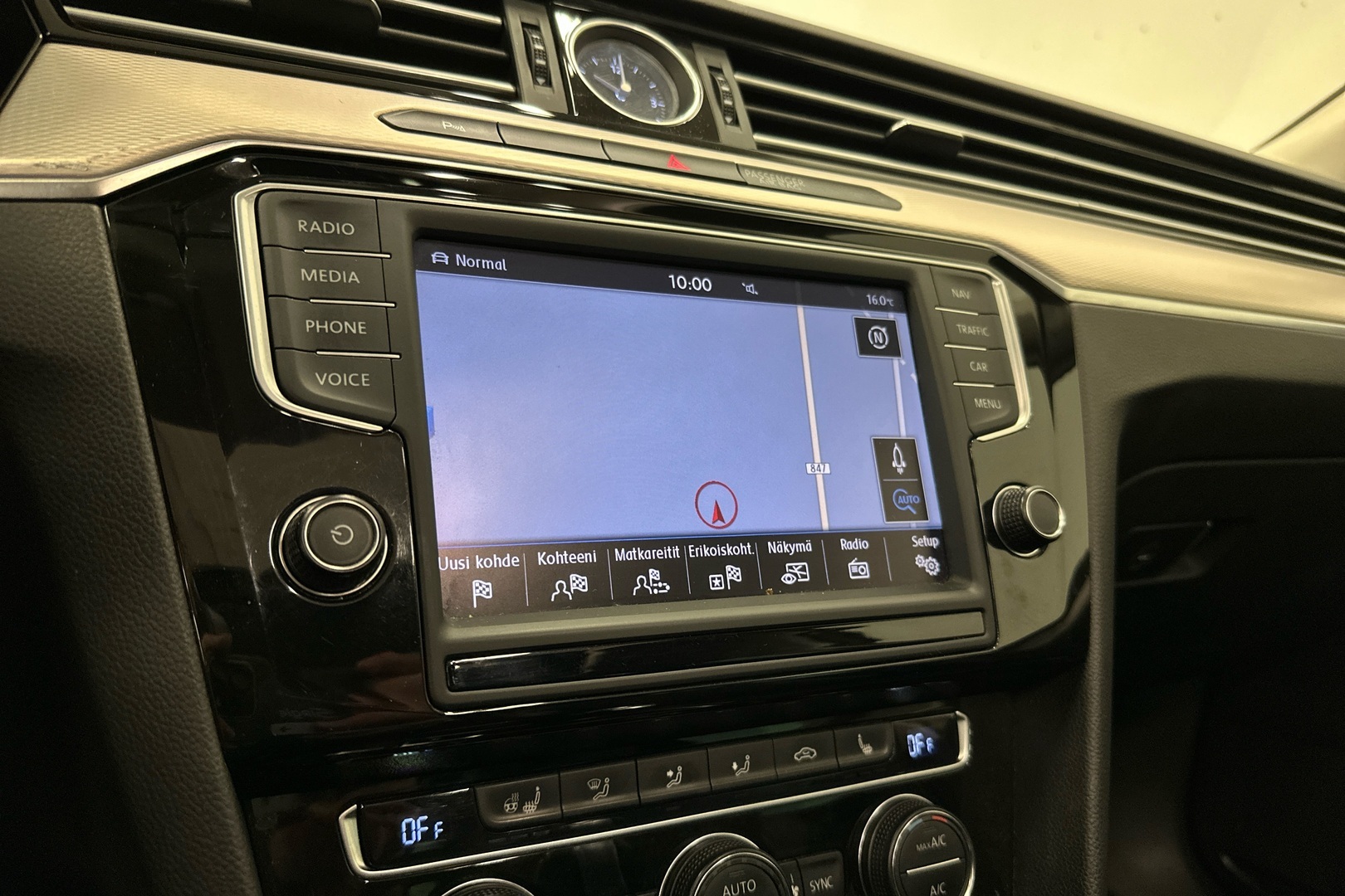 VOLKSWAGEN Passat 2016