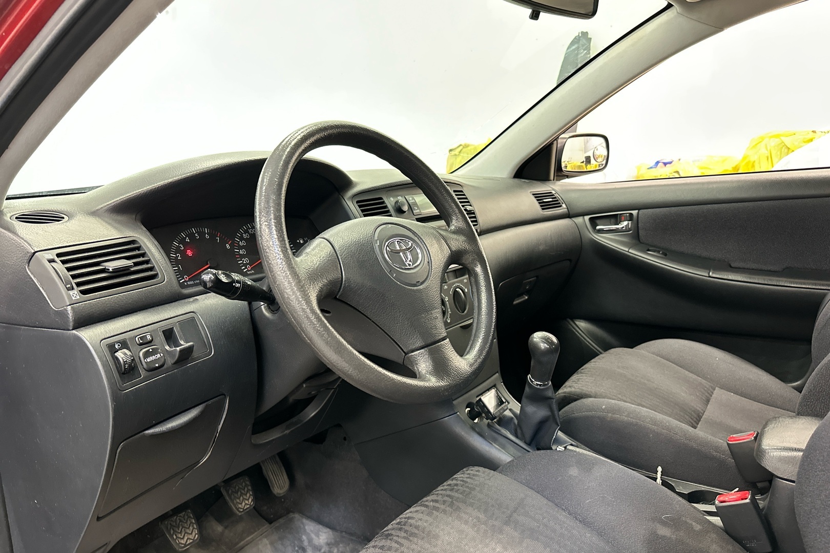 TOYOTA Corolla 2003
