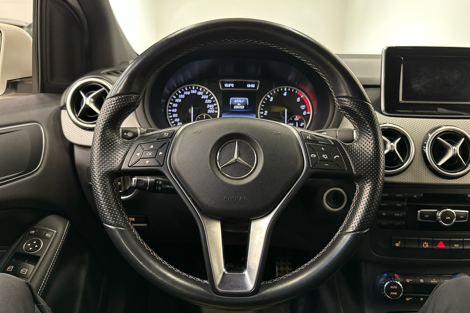 MERCEDES-BENZ B 2014