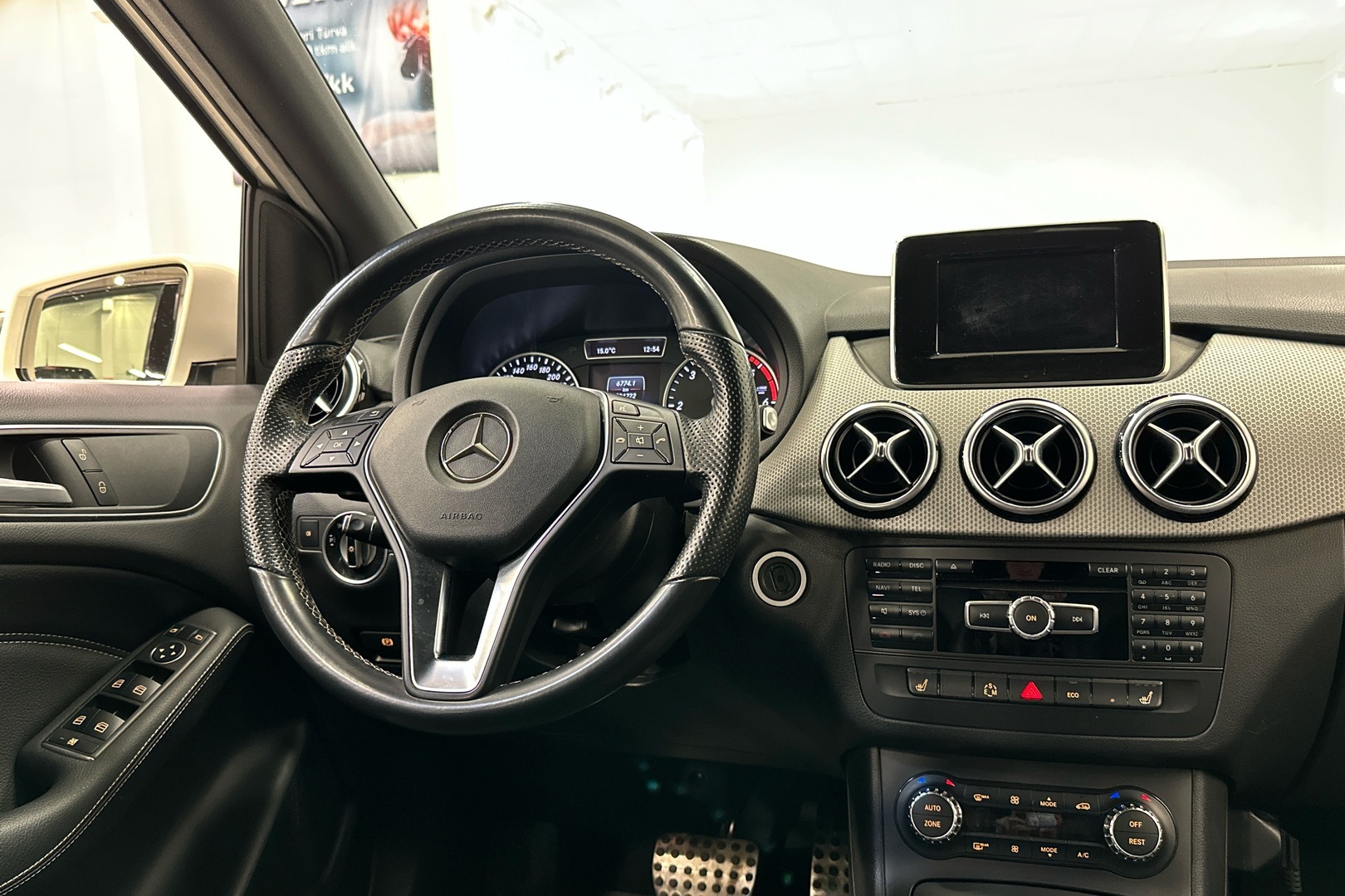 MERCEDES-BENZ B 2014