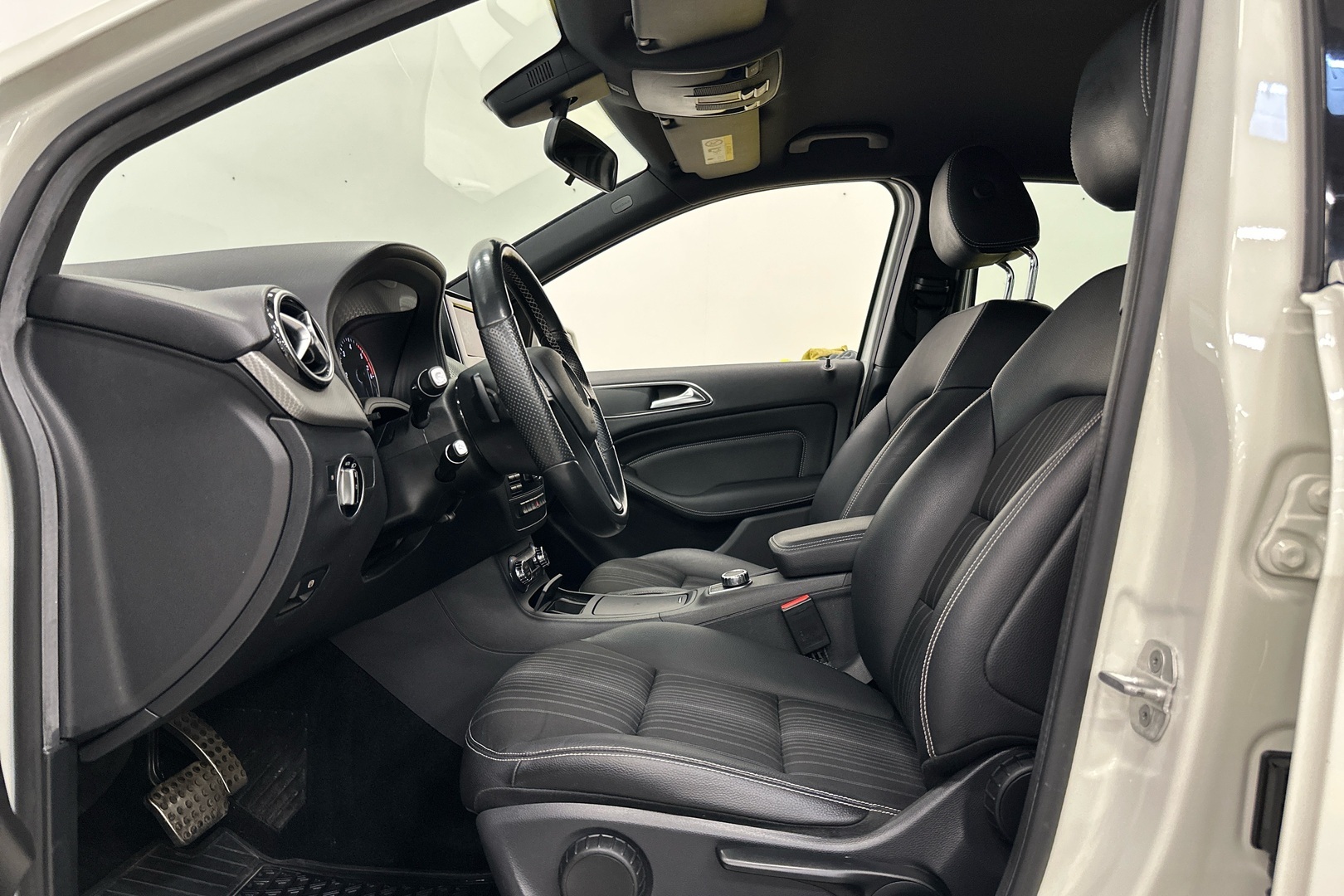 MERCEDES-BENZ B 2014
