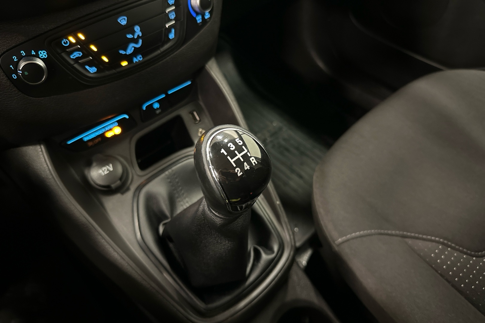 FORD Transit Courier 2016