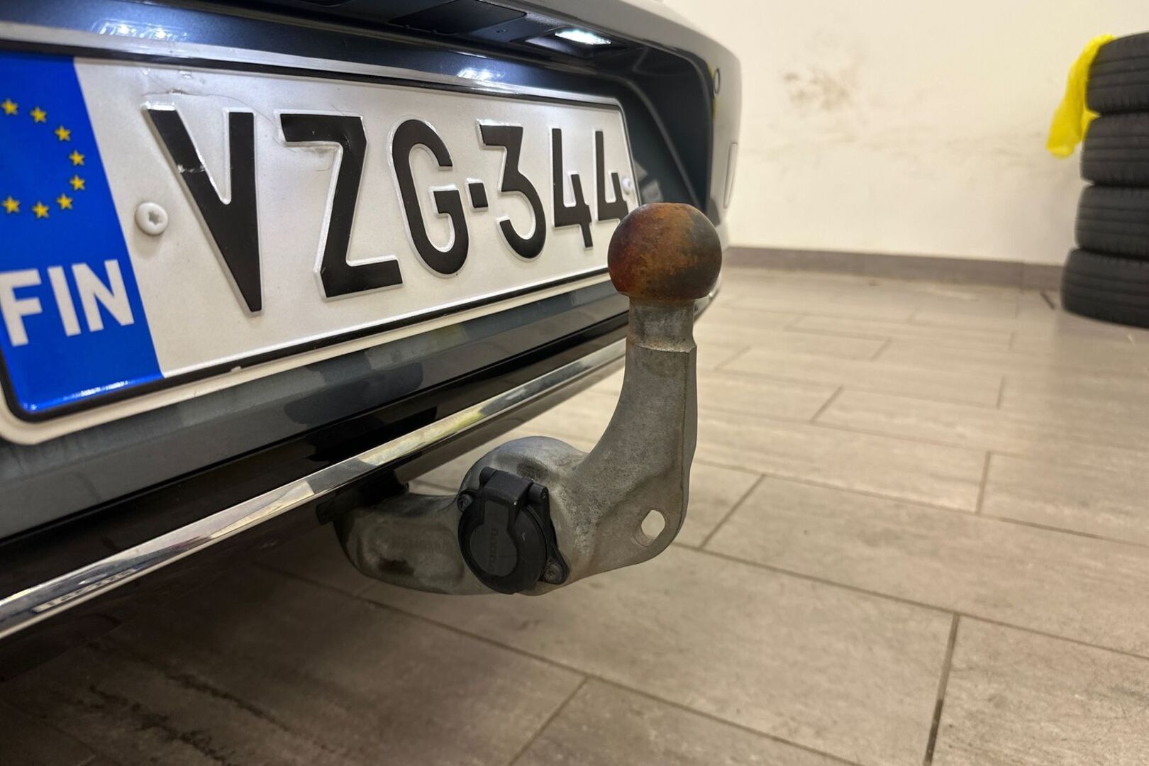 VOLVO S90 19