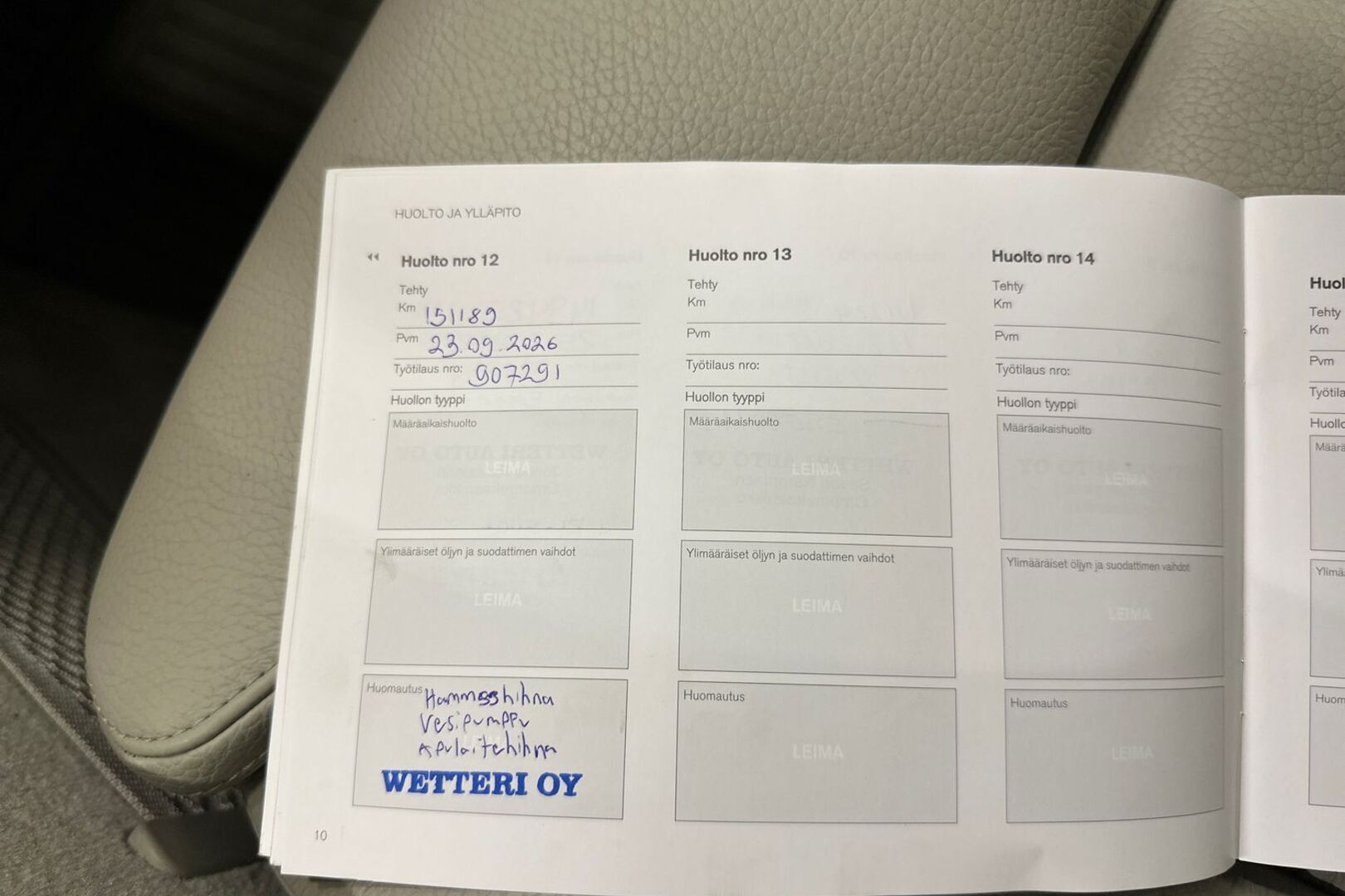 VOLVO S90 29