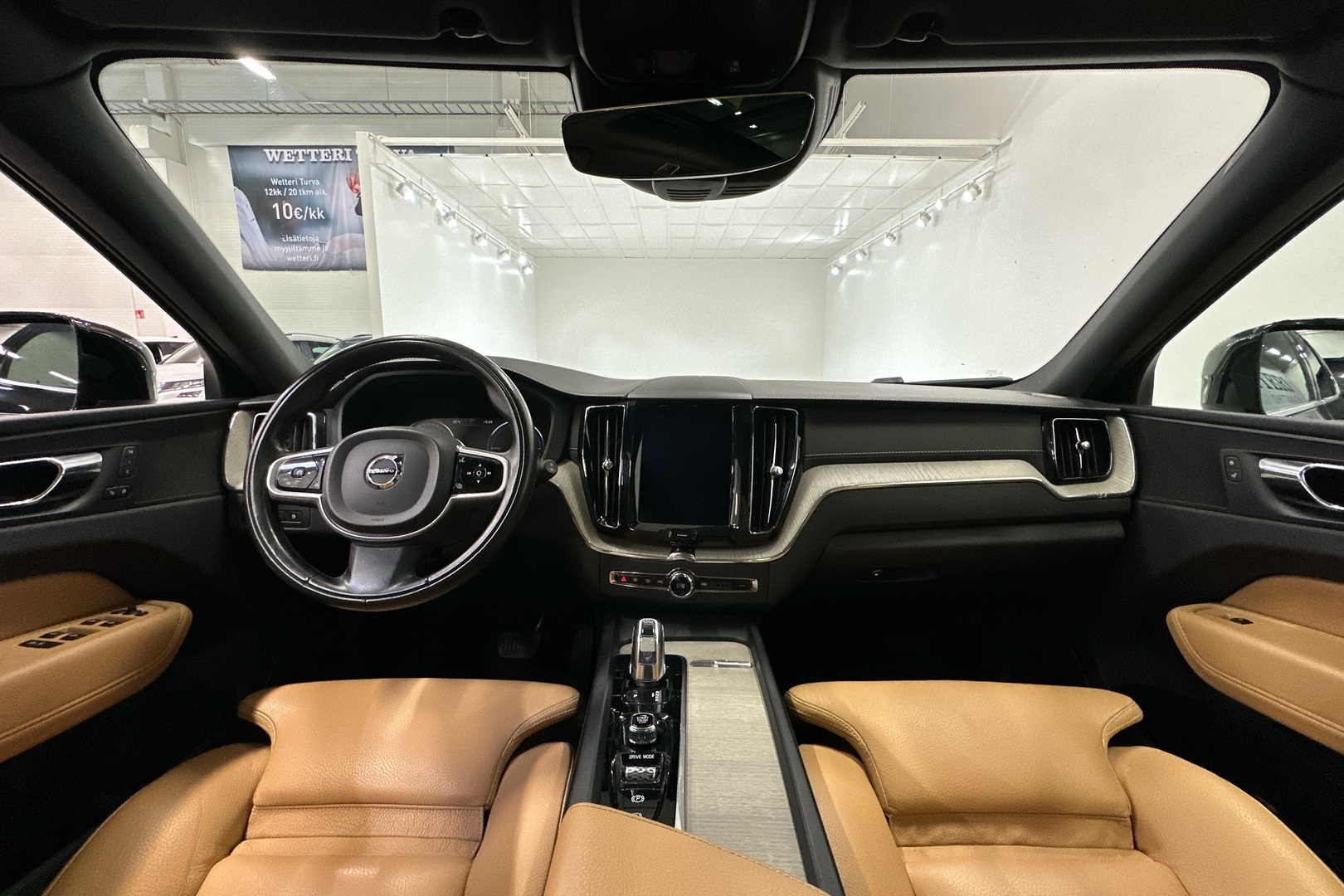 VOLVO XC60 2018