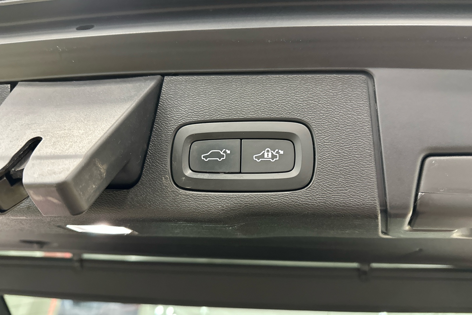 VOLVO XC60 2018