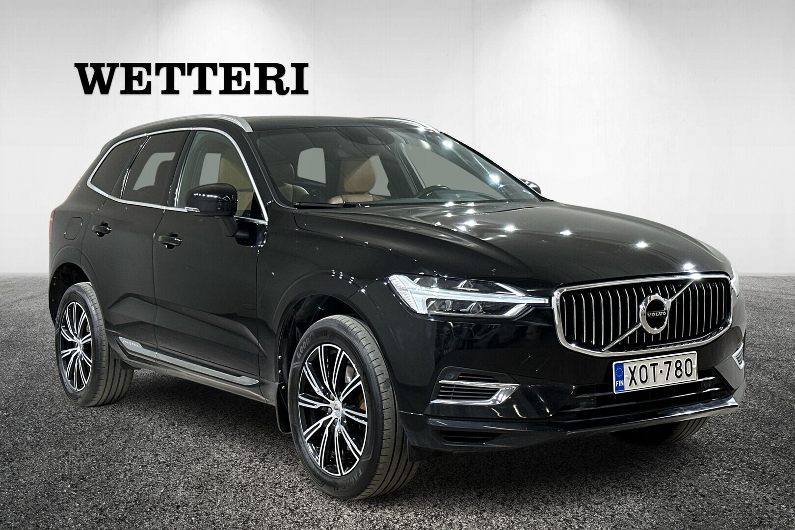 VOLVO XC60 2018