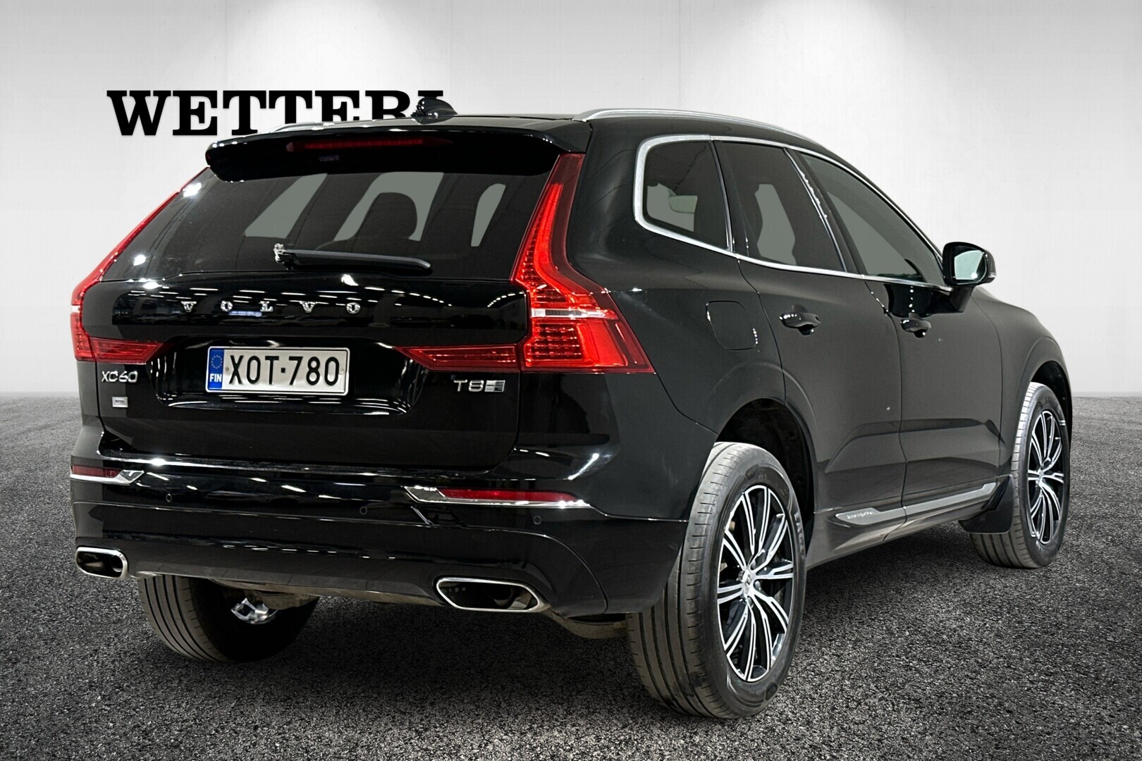 VOLVO XC60 2018