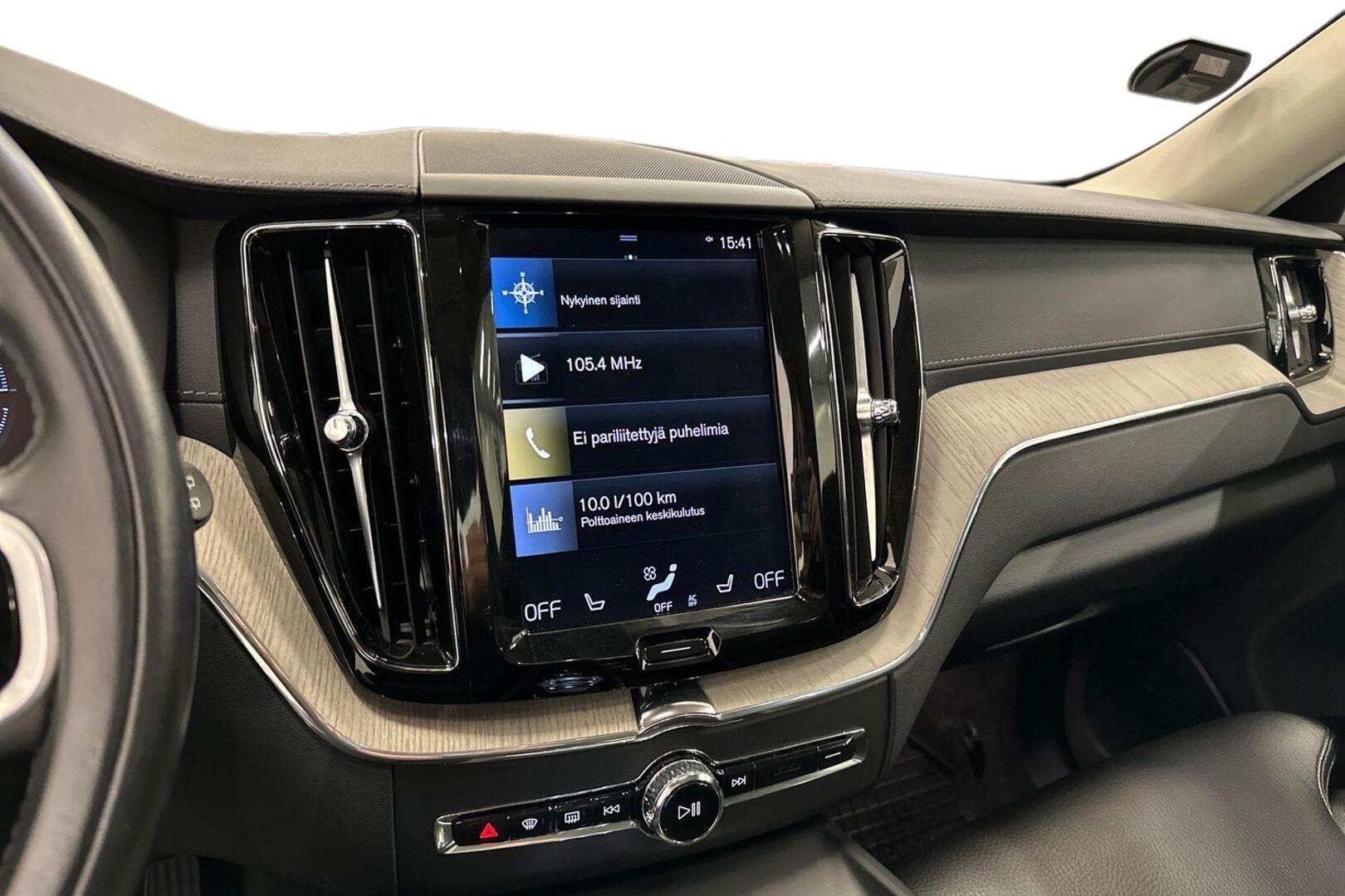 VOLVO XC60 2021