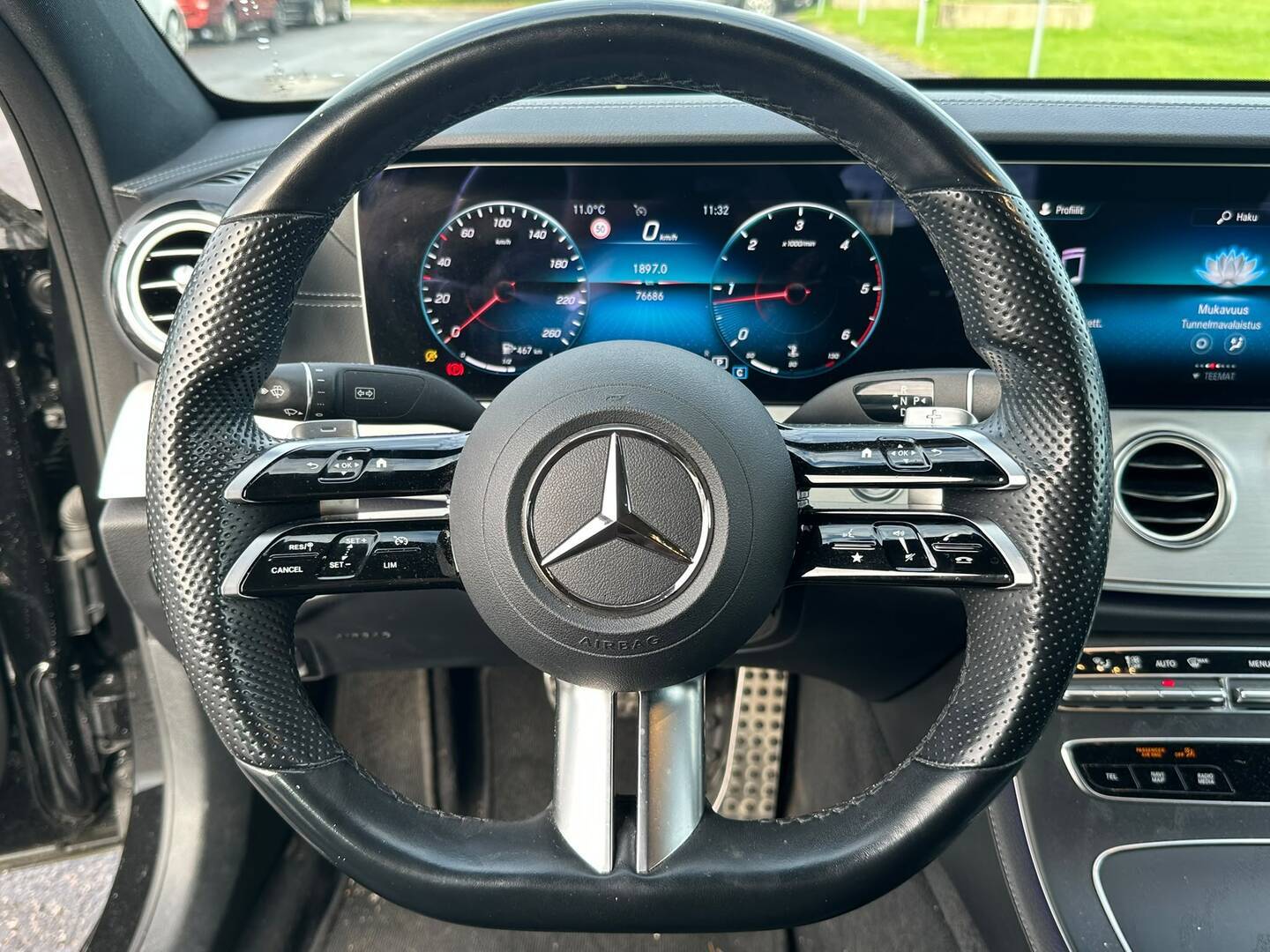 MERCEDES-BENZ E 2021