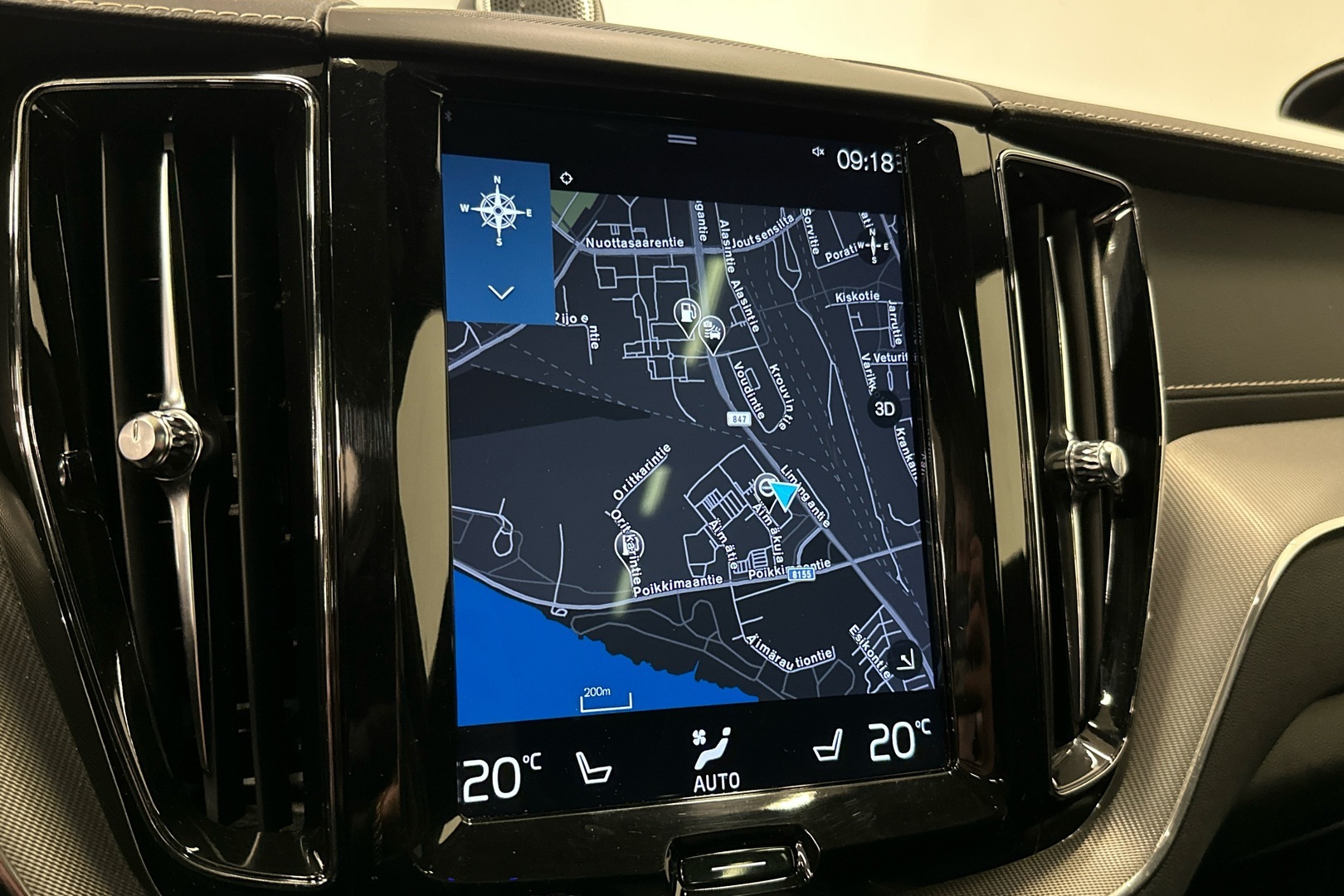 VOLVO XC60 2018
