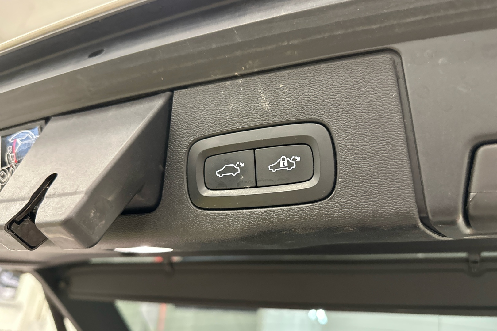 VOLVO XC60 2018