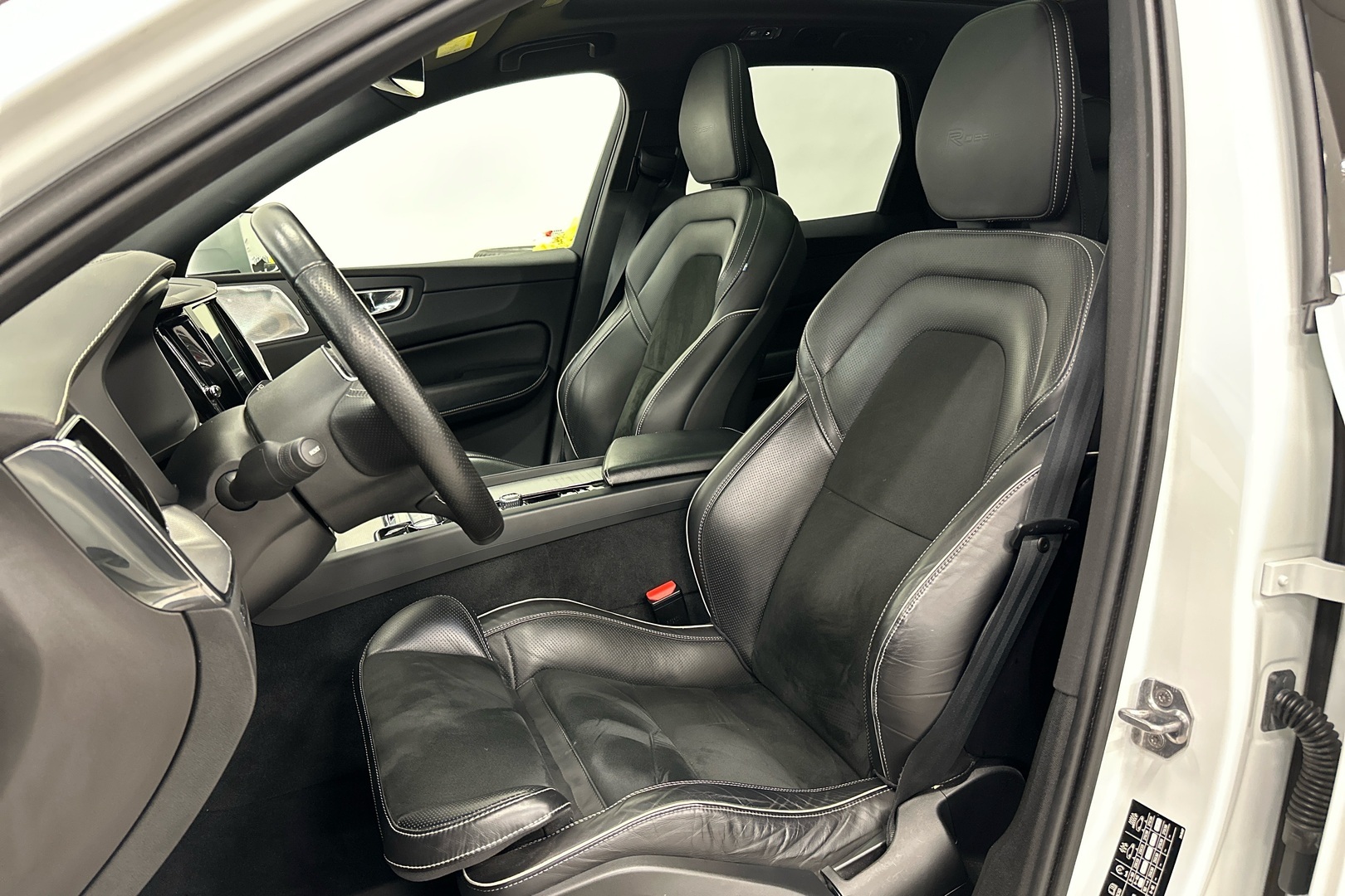 VOLVO XC60 2018
