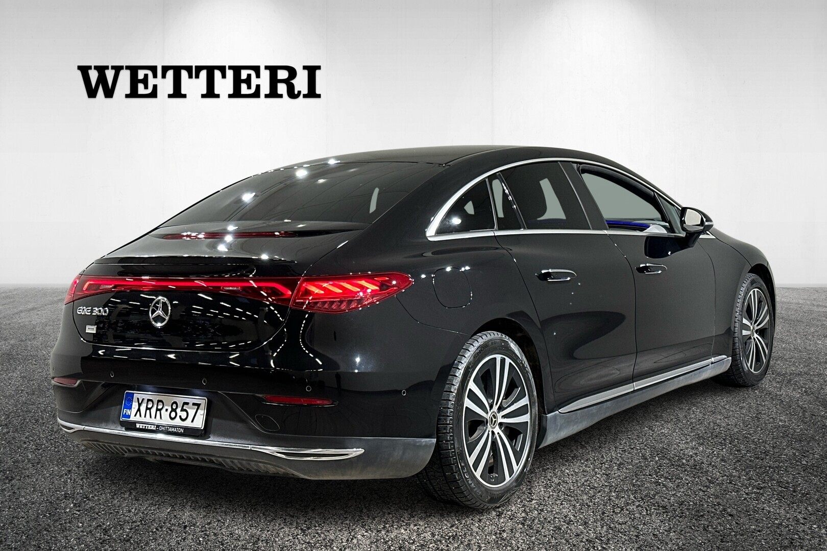 MERCEDES-BENZ EQE 2023