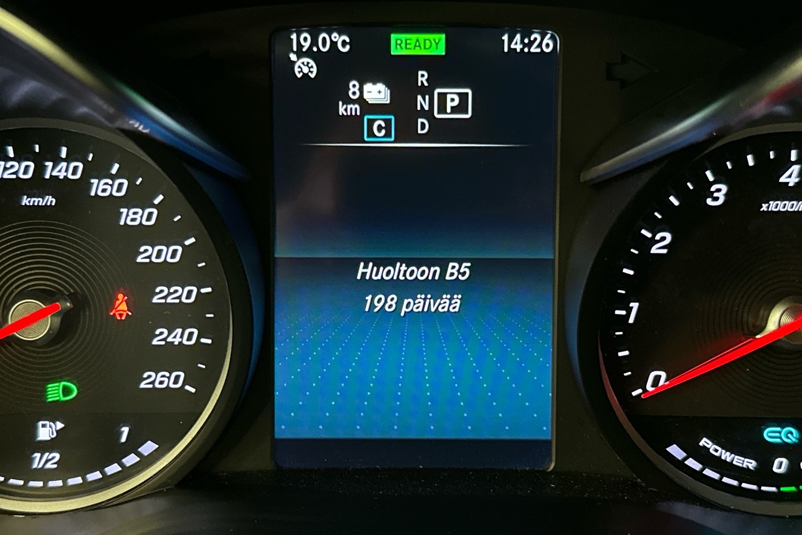 MERCEDES-BENZ GLC 2020