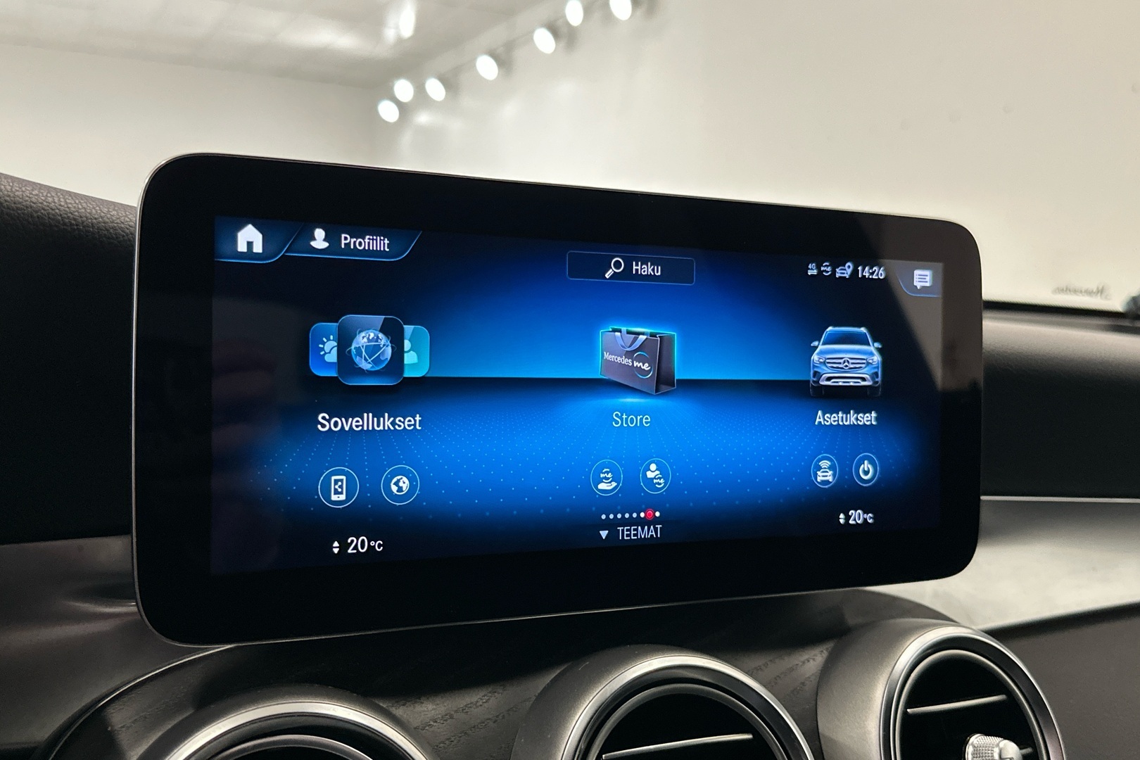 MERCEDES-BENZ GLC 2020