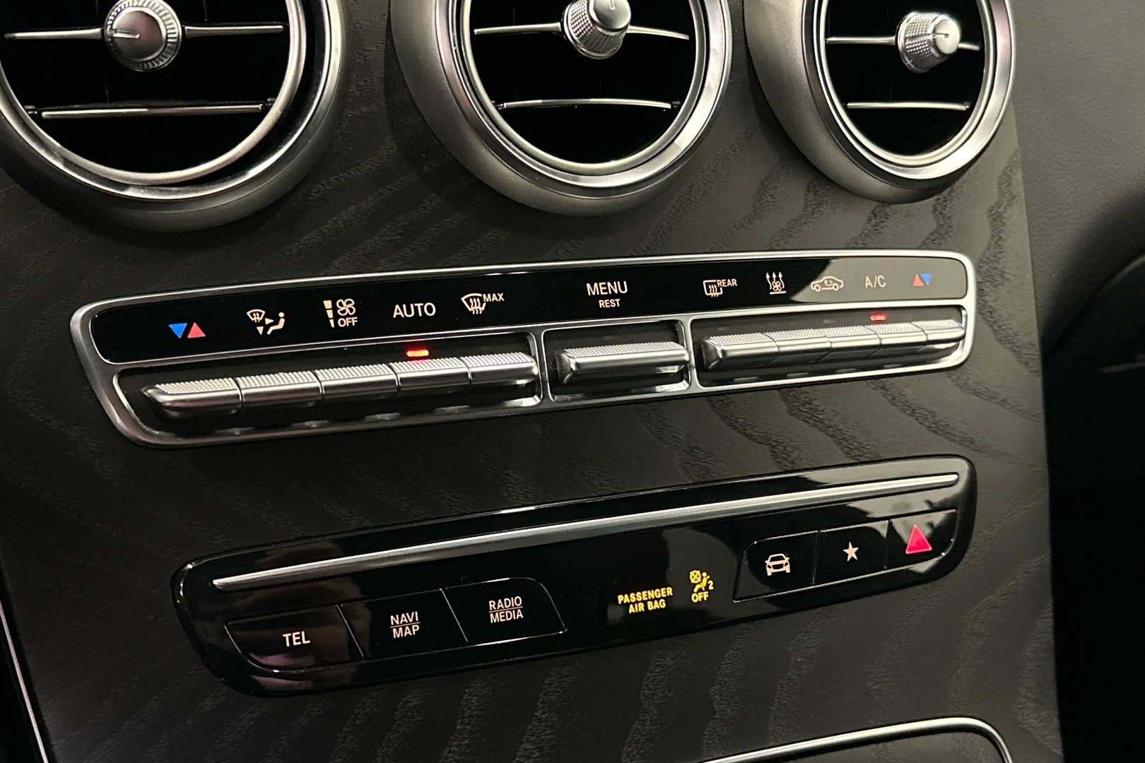MERCEDES-BENZ GLC 2020