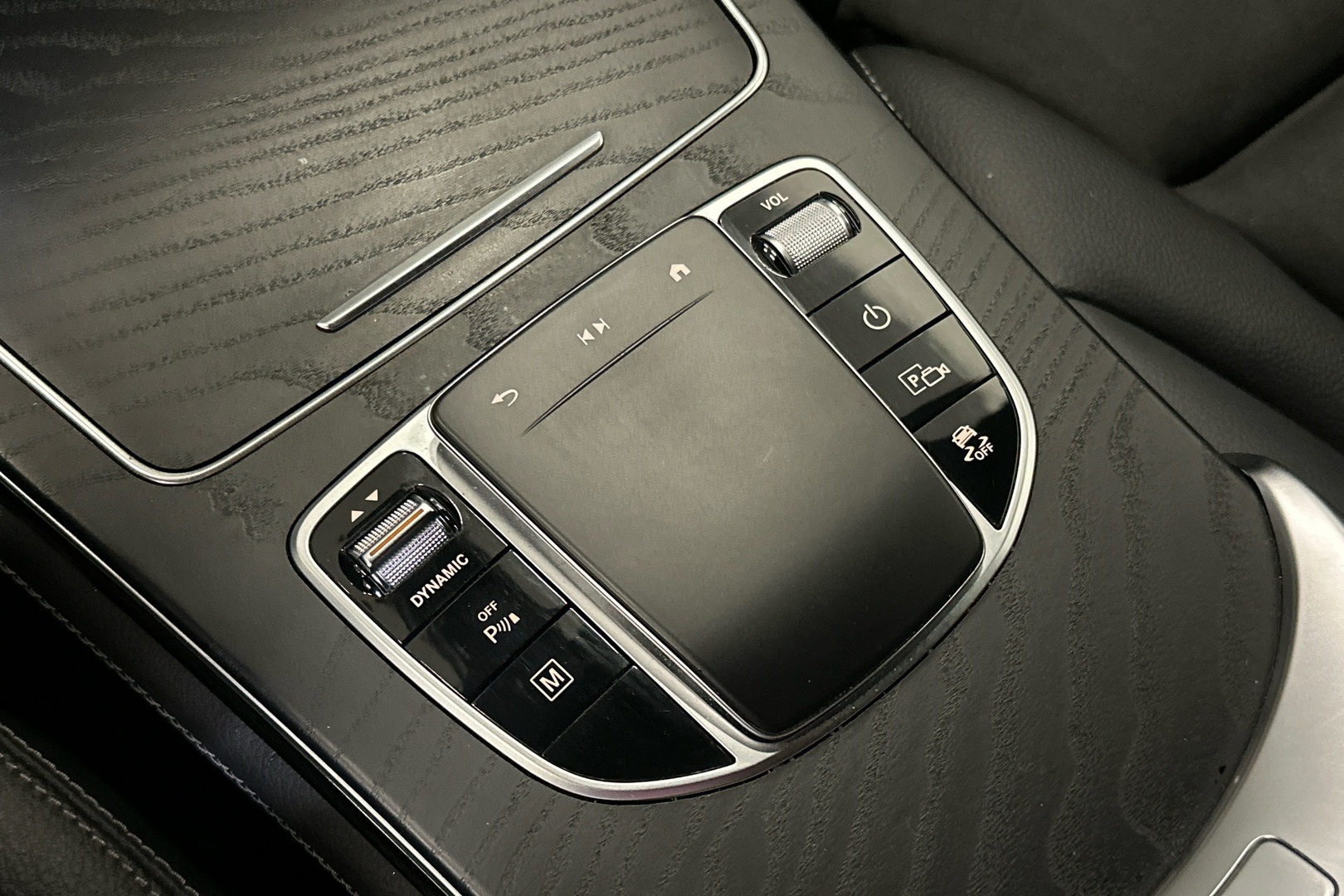 MERCEDES-BENZ GLC 2020
